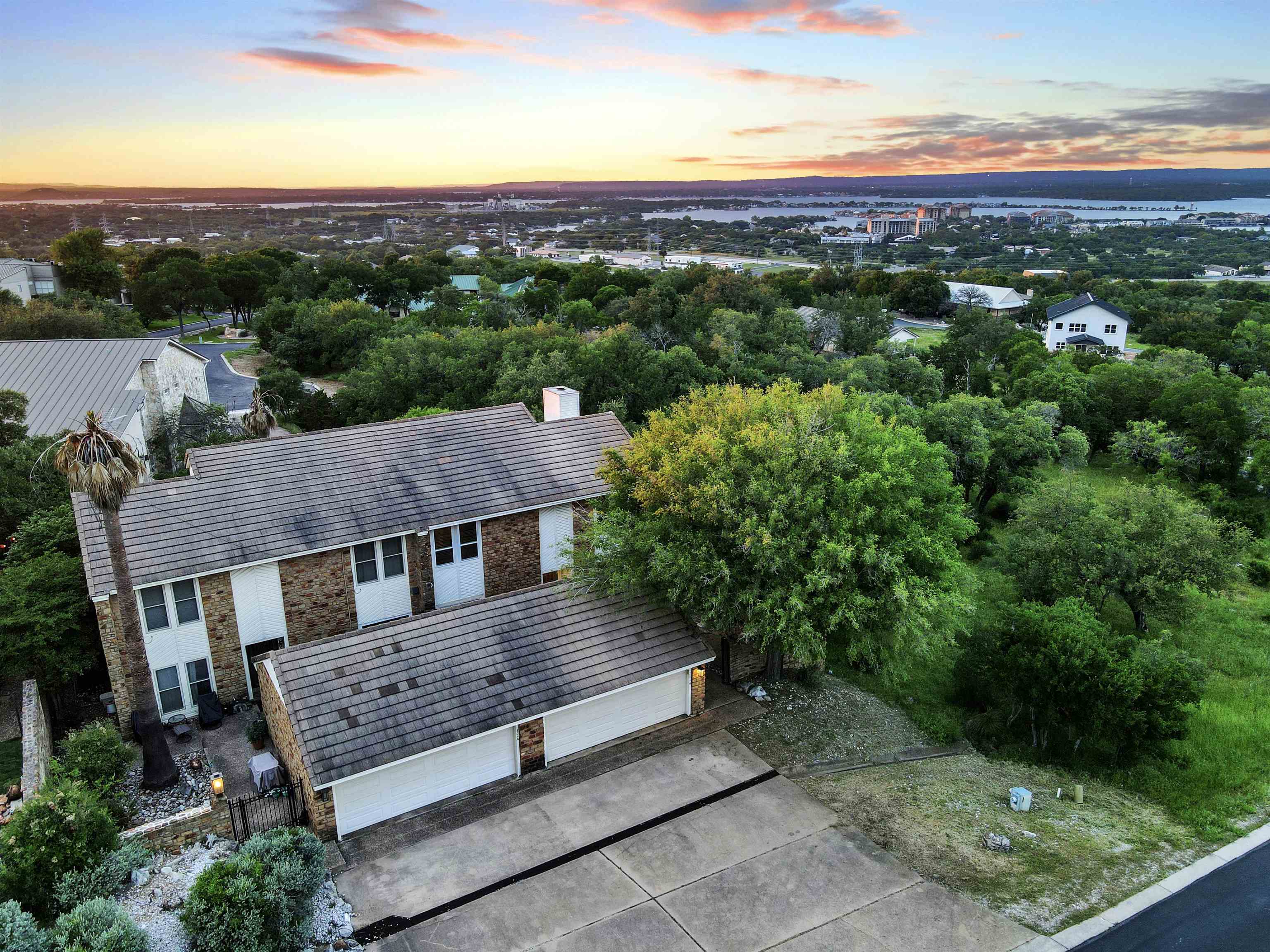 704 Clayton Nolen Drive