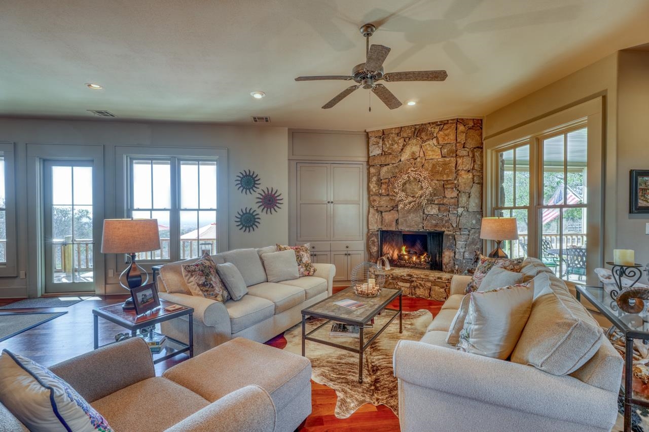 244 Scenic View Drive