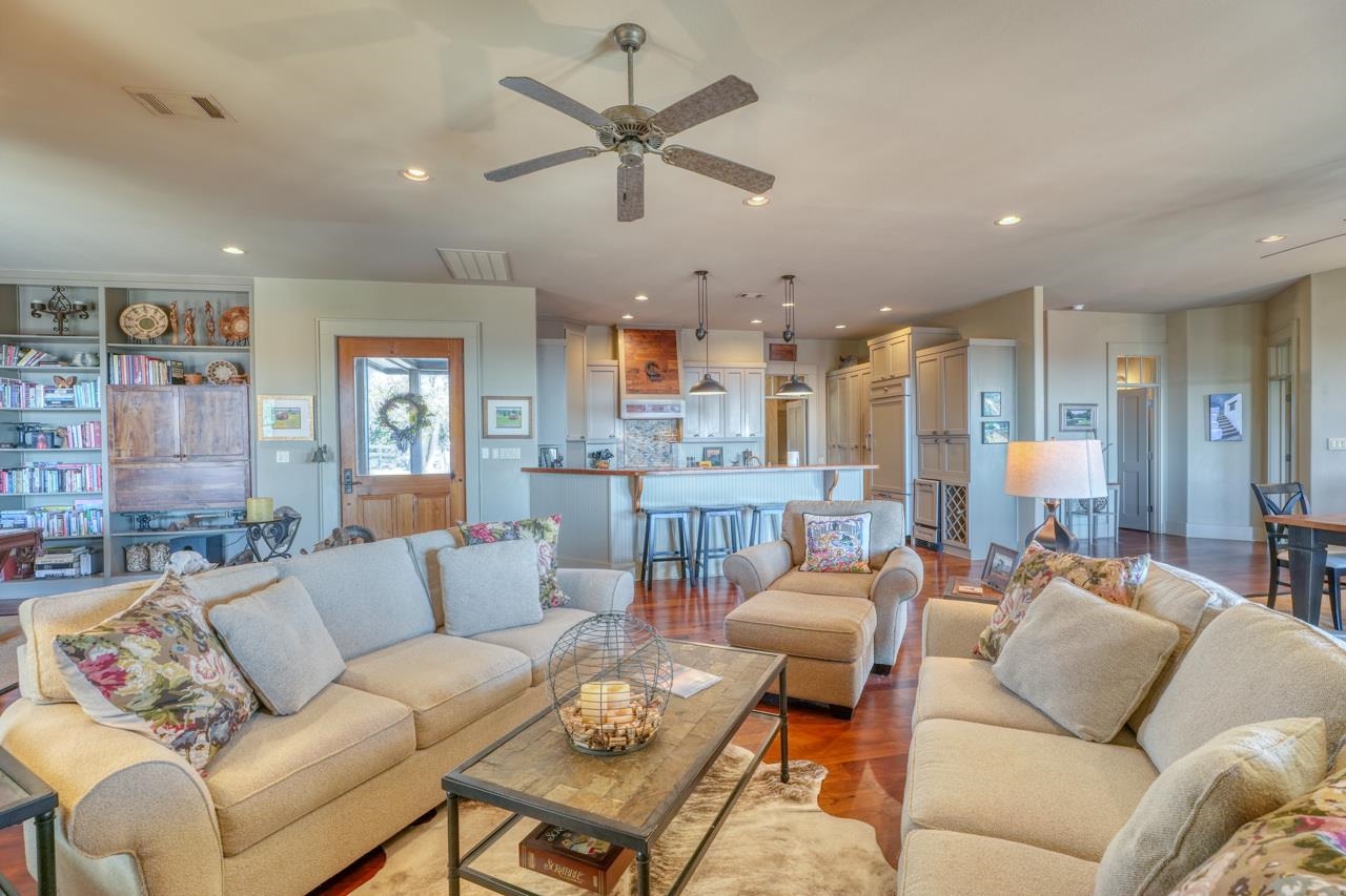 244 Scenic View Drive