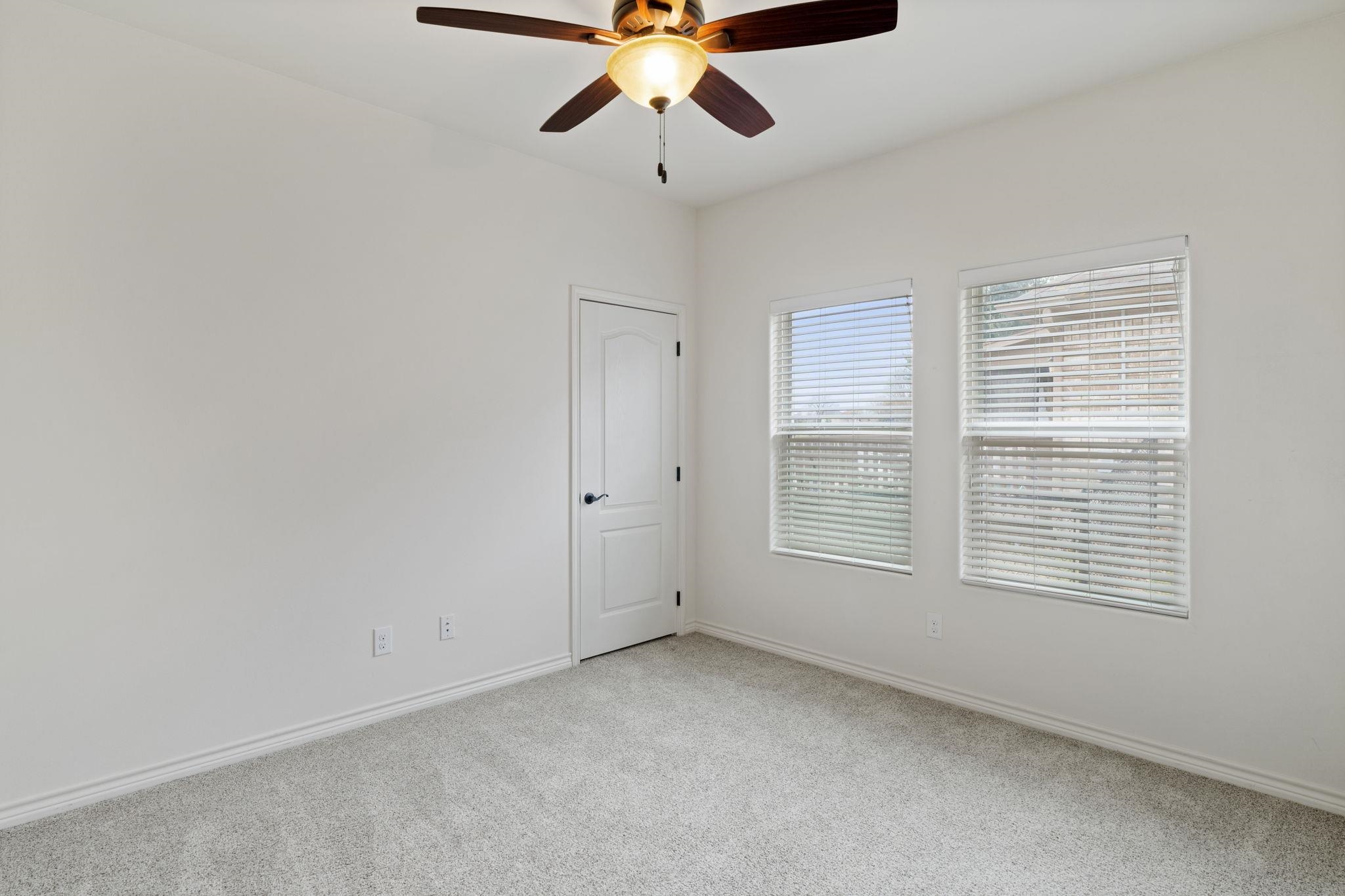 121 Preston Trail