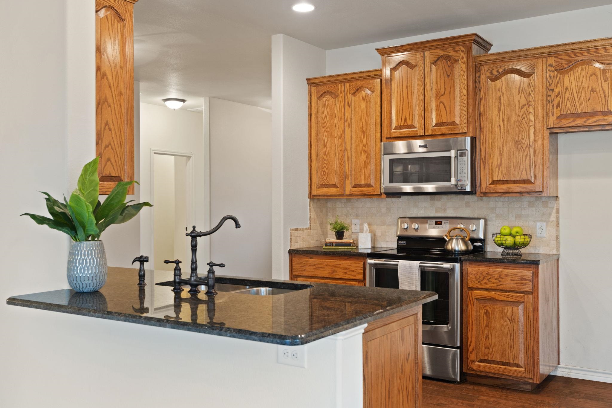 121 Preston Trail