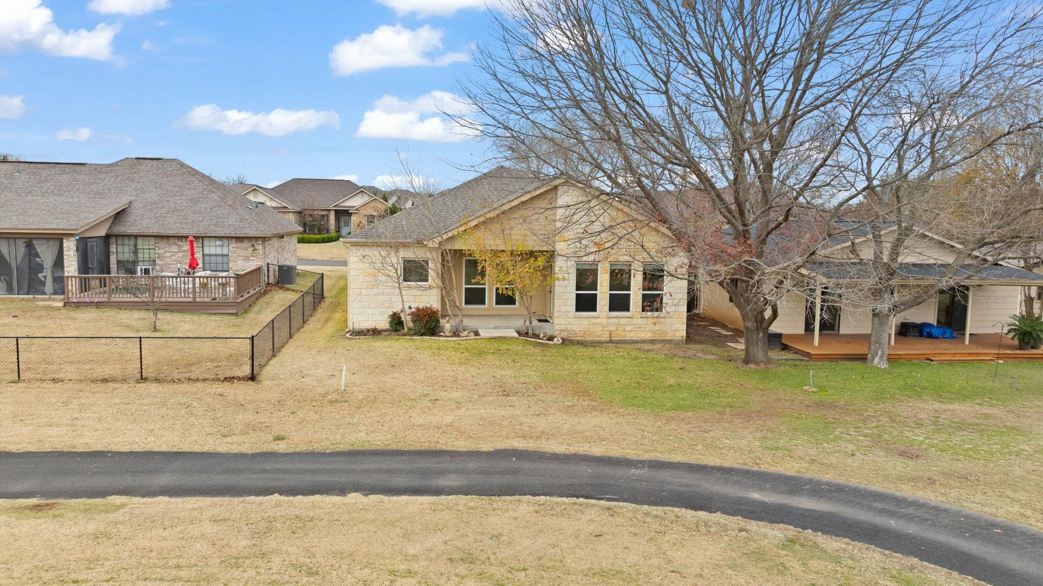 121 Preston Trail