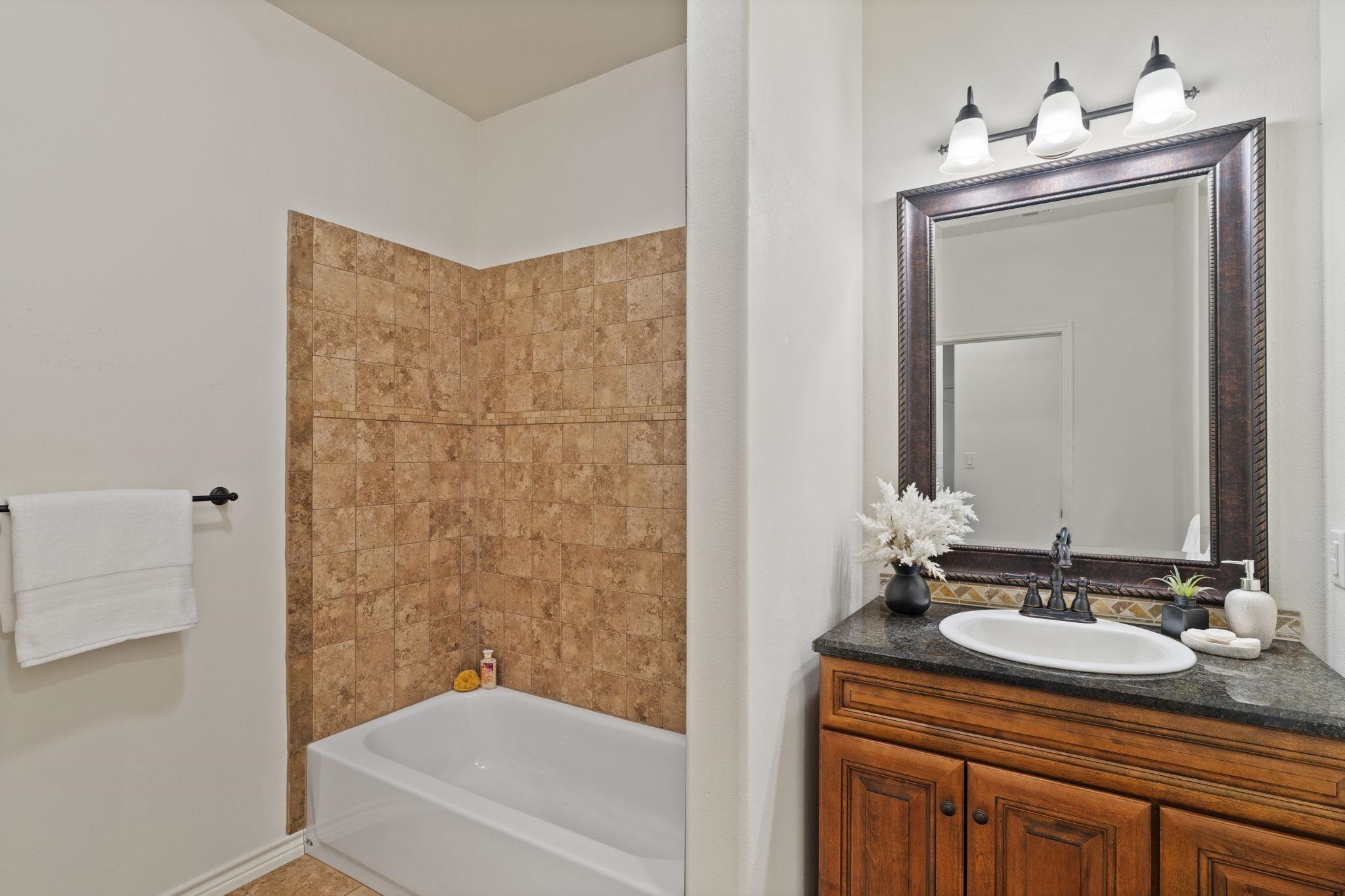 121 Preston Trail