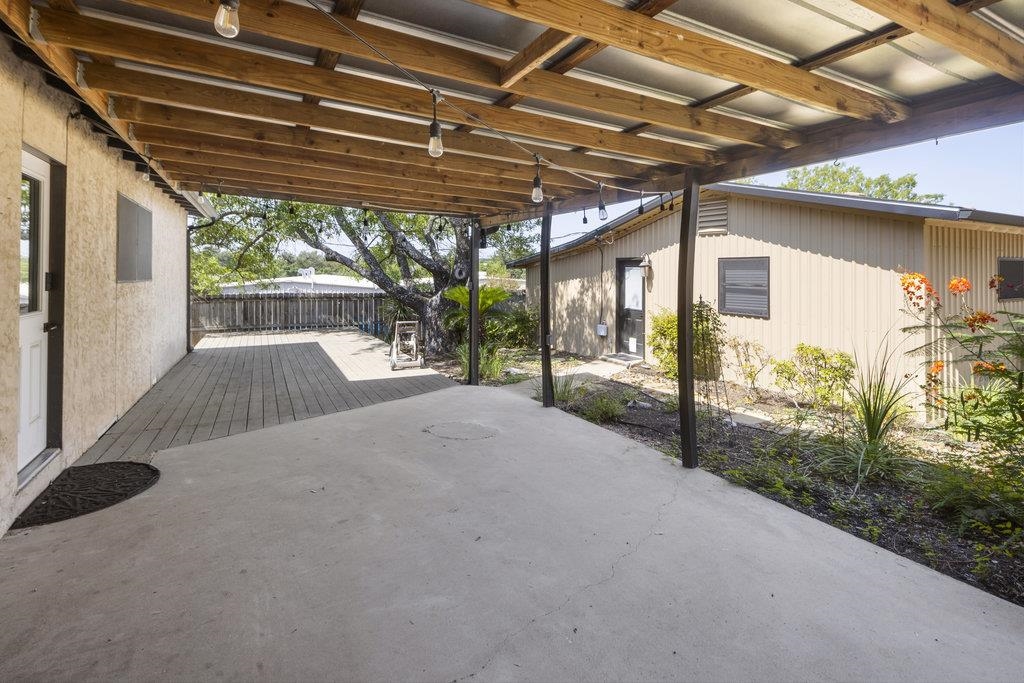 900 Avenue J