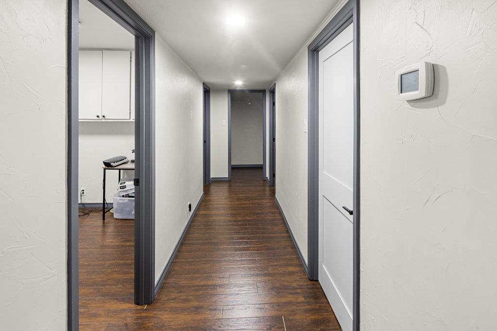 900 Avenue J