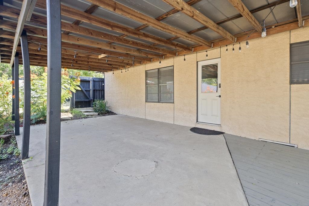 900 Avenue J