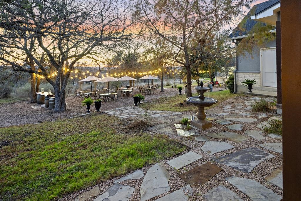 101 Falling Creek Cove
