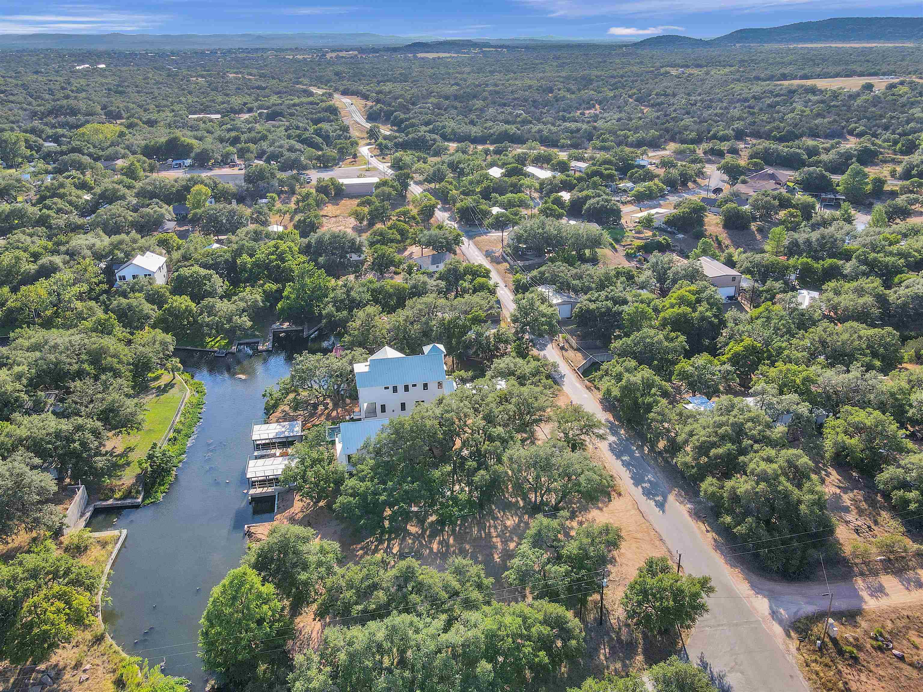 622 Williams Lakeshore