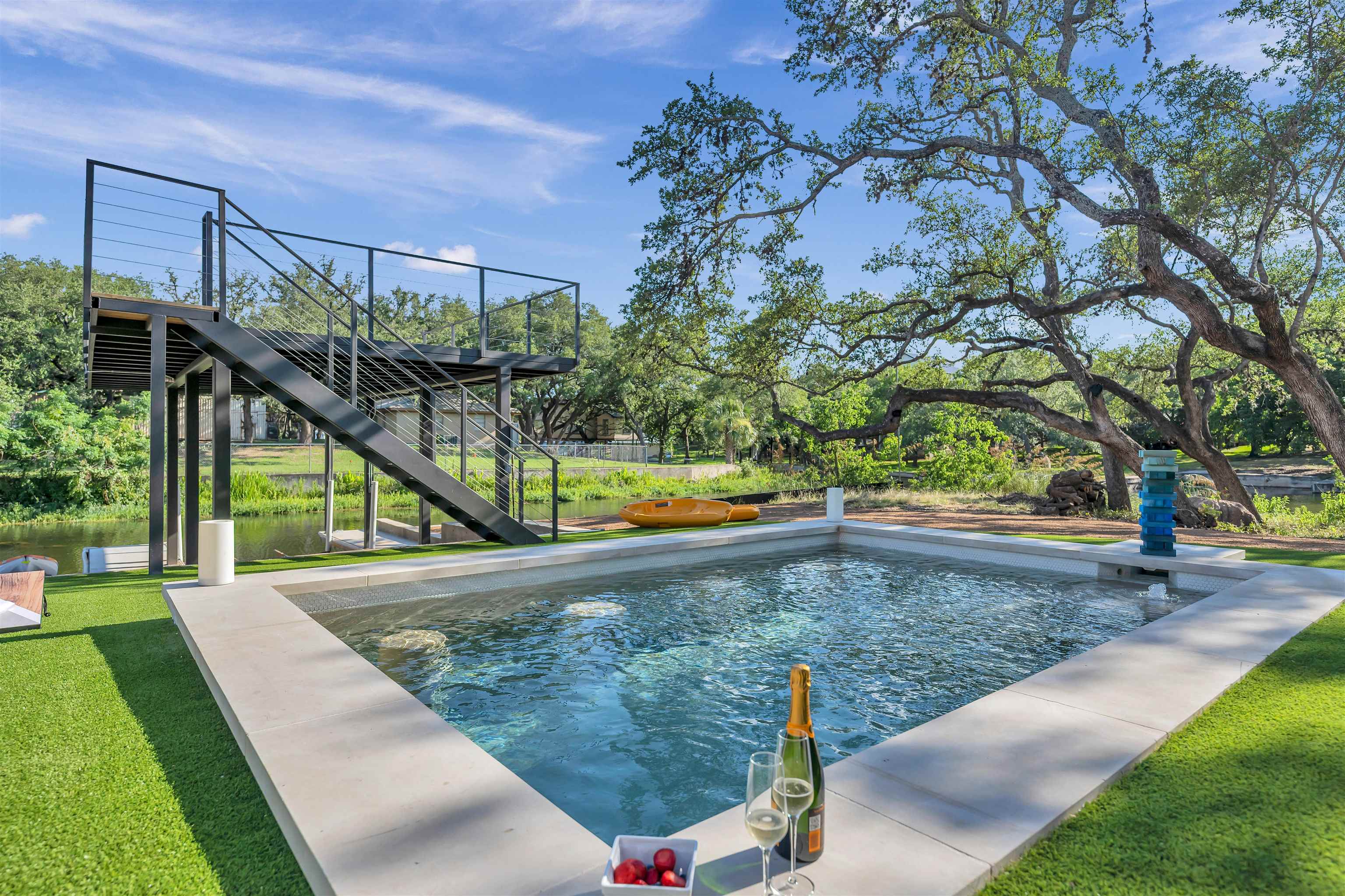 622 Williams Lakeshore