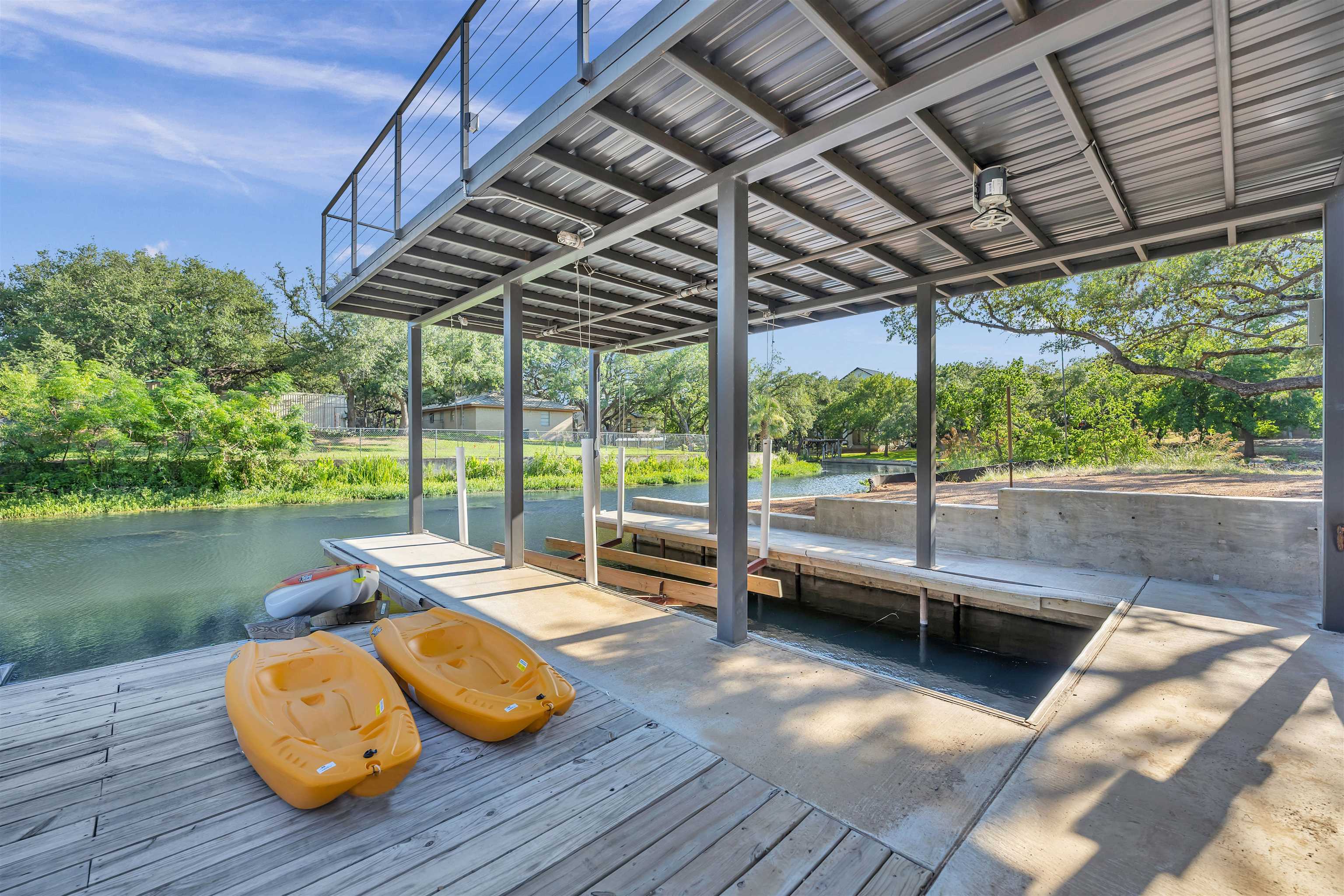 622 Williams Lakeshore