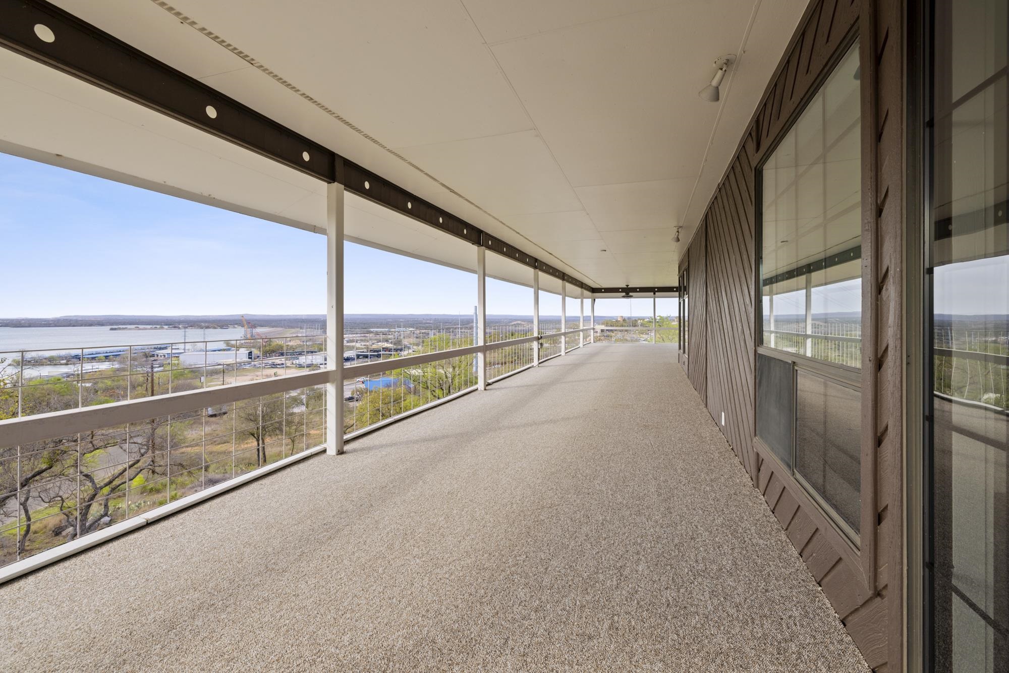 200 Kings Way