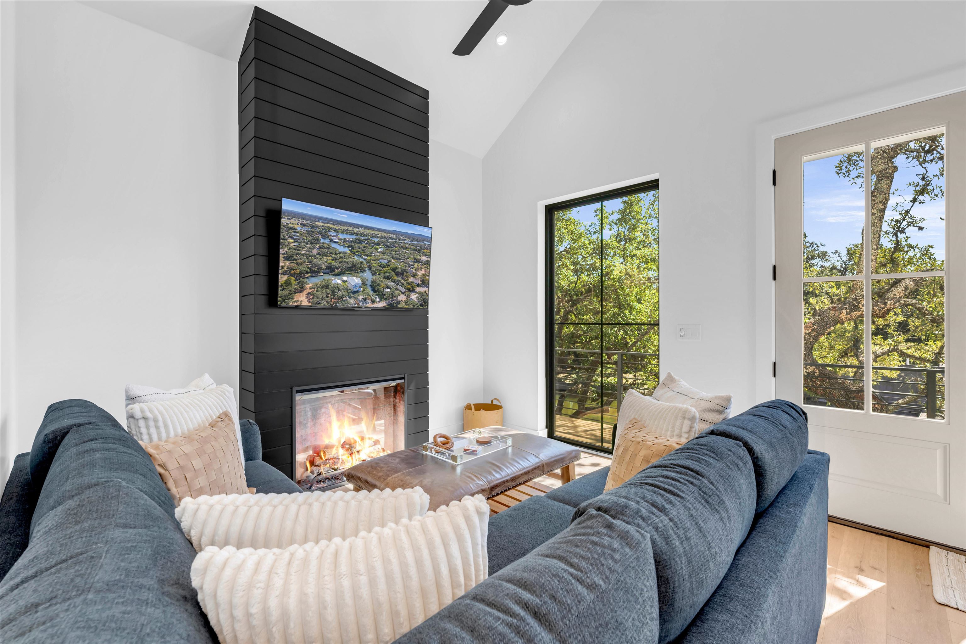 624 Williams Lakeshore
