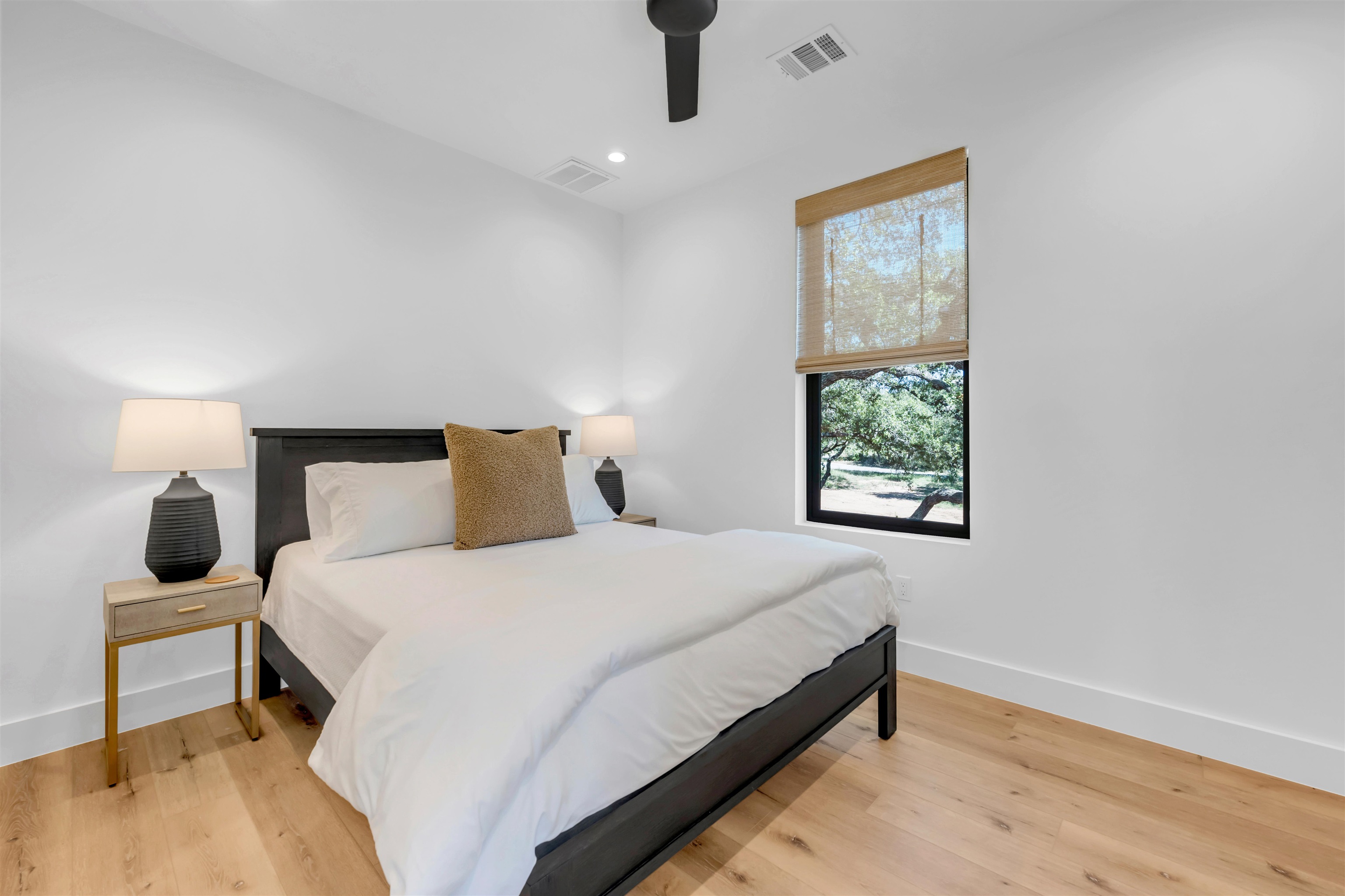 624 Williams Lakeshore