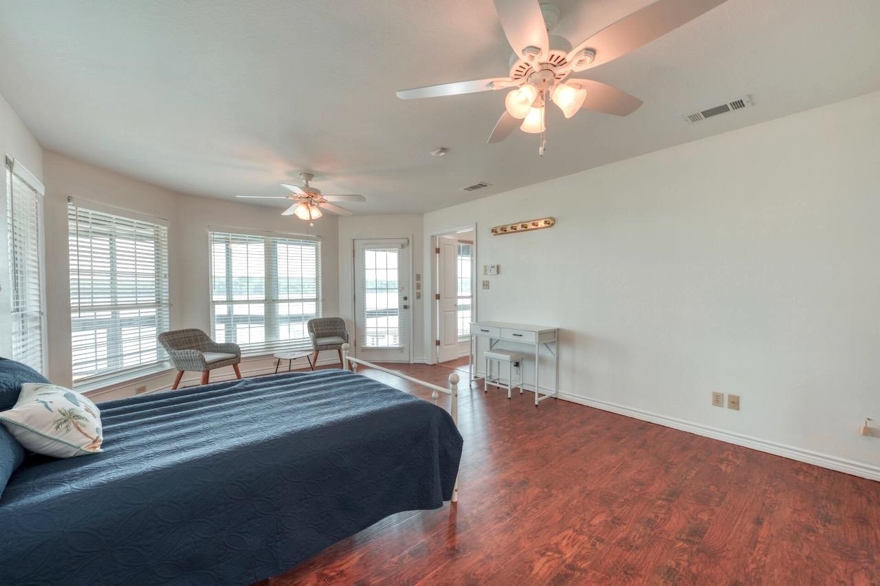 130 CIRCLE POINT