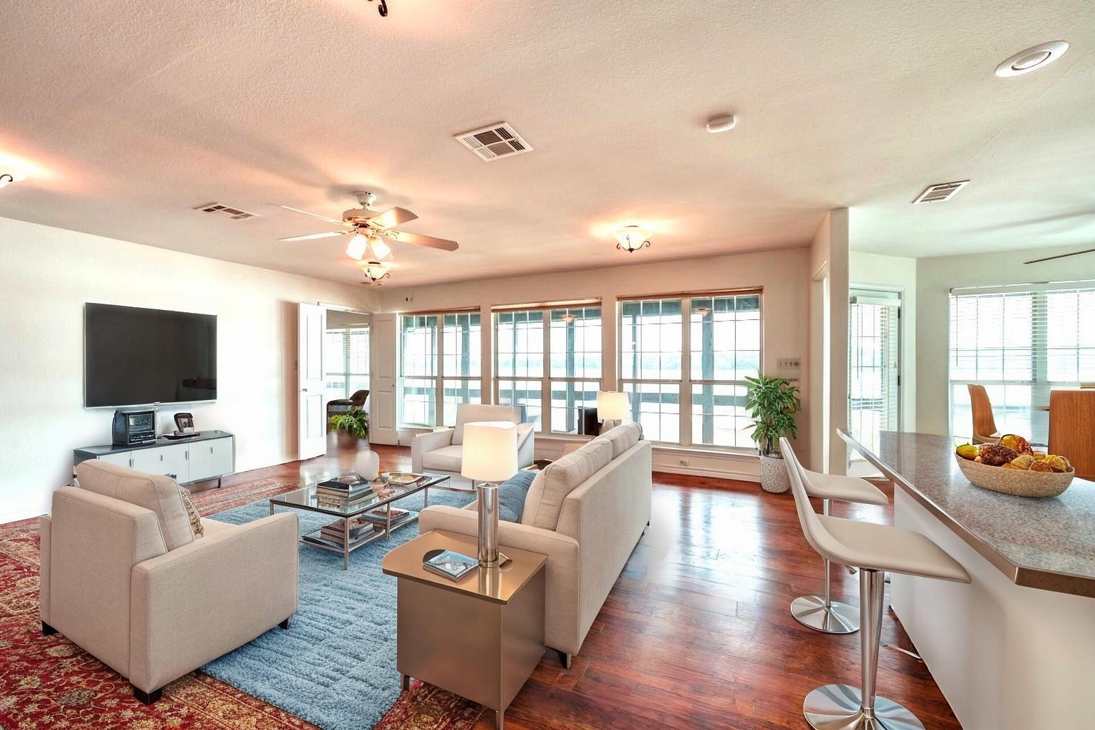 130 CIRCLE POINT
