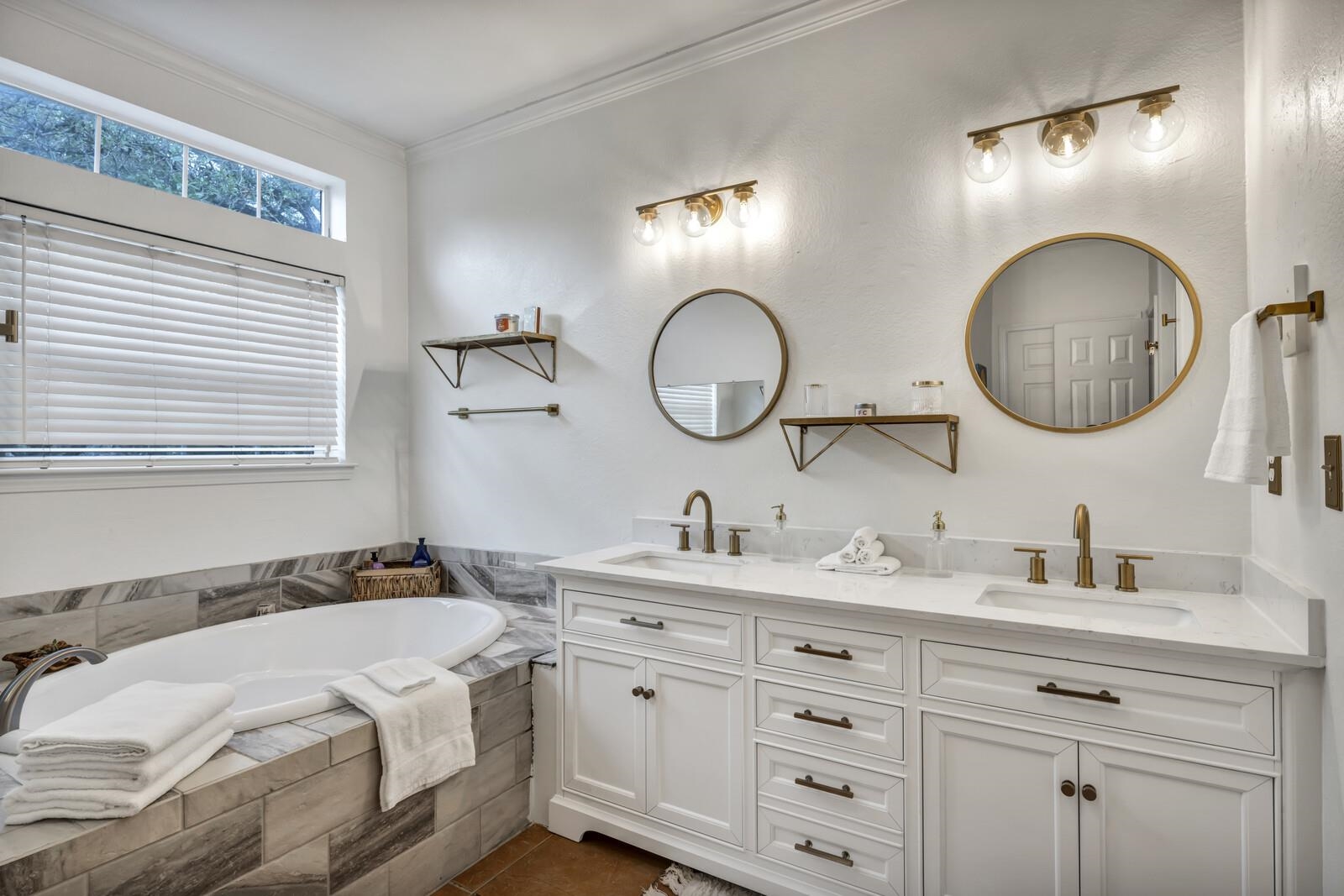 1302 White Tail Road
