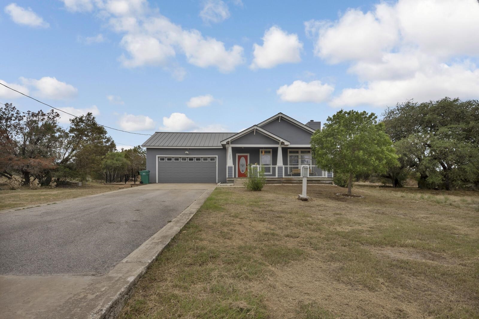 1302 White Tail Road