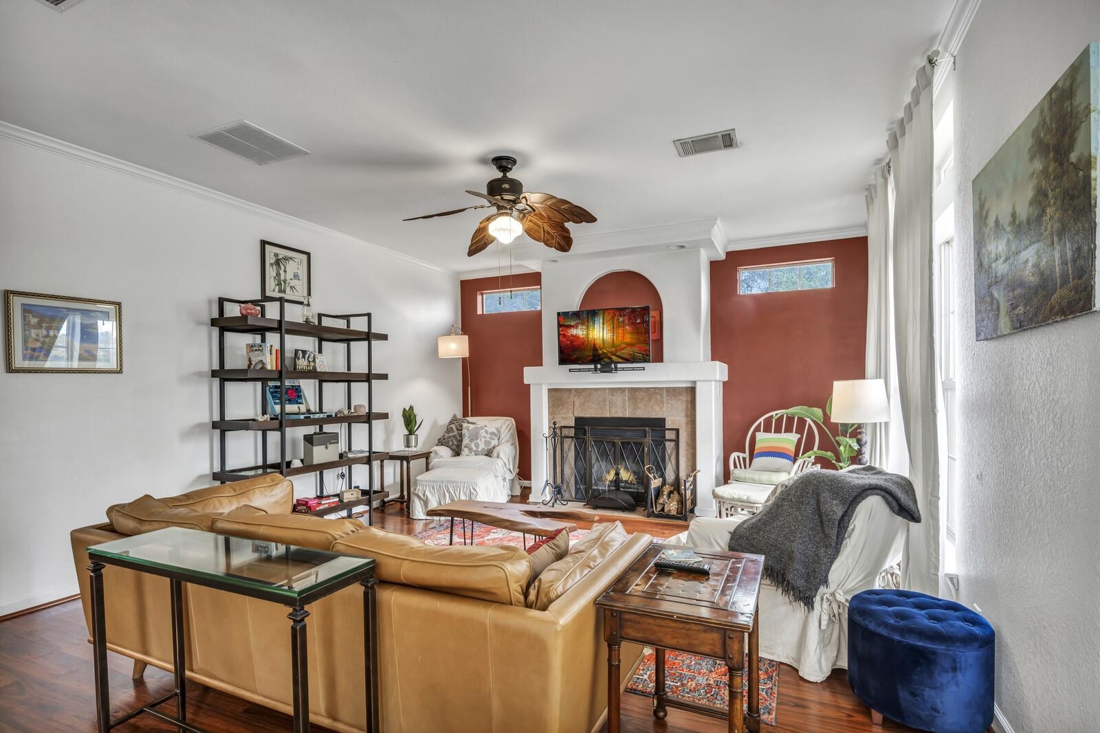 1302 White Tail Road