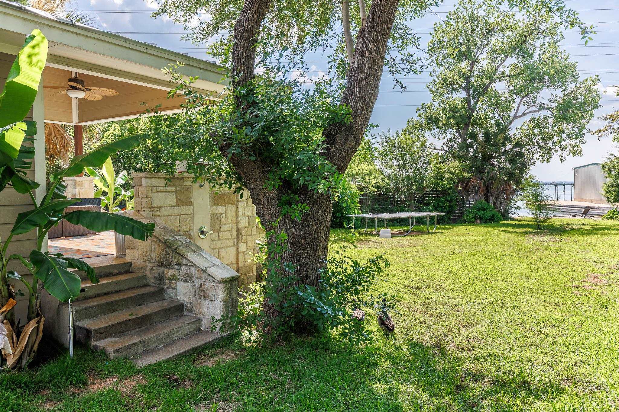 4842 W FM 2147