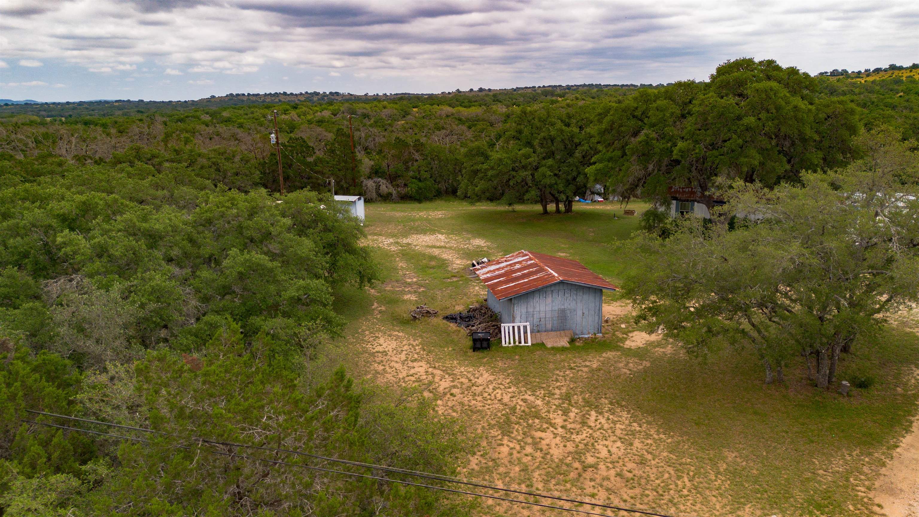 7824 N US Hwy 281