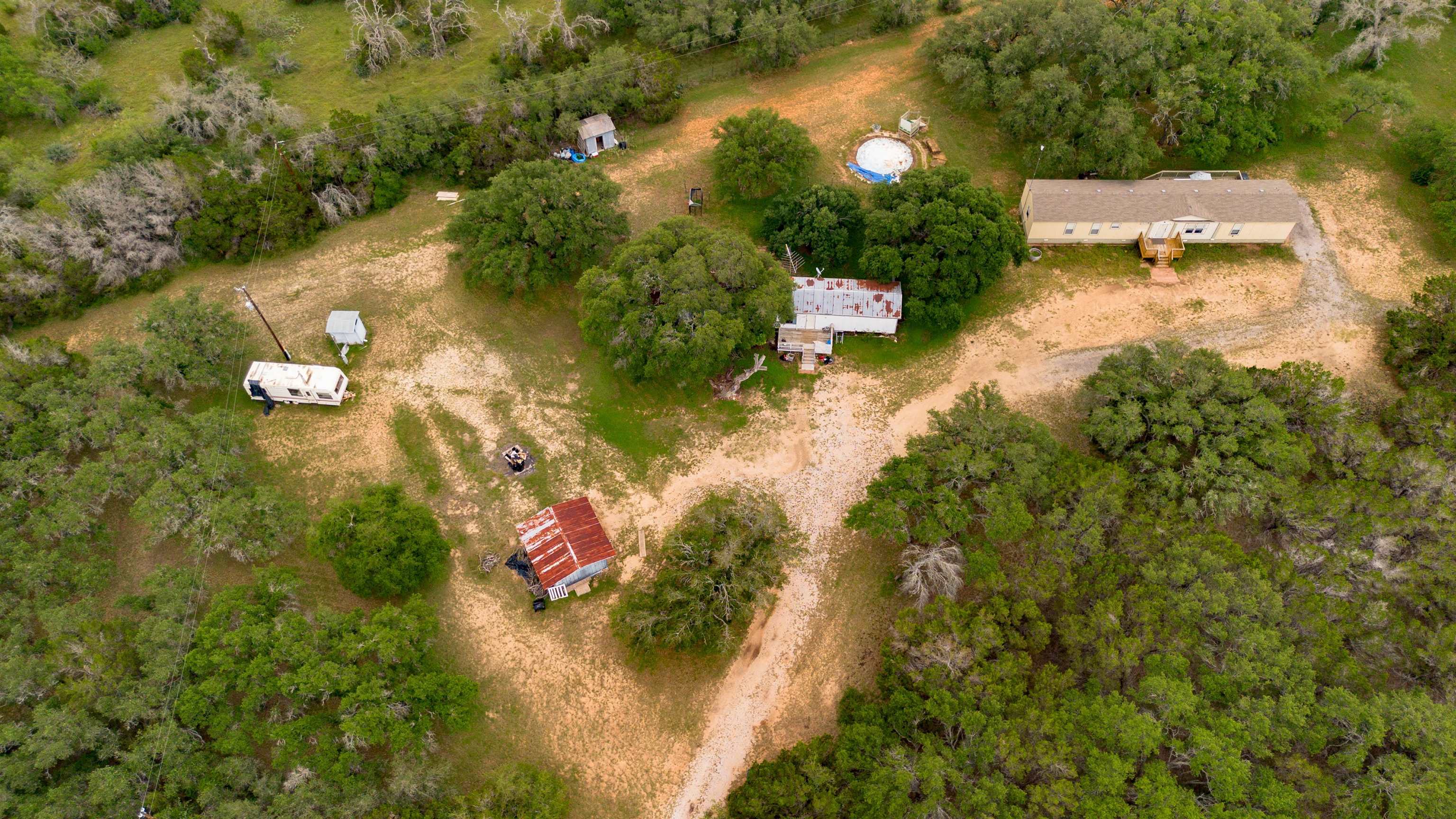7824 N US Hwy 281