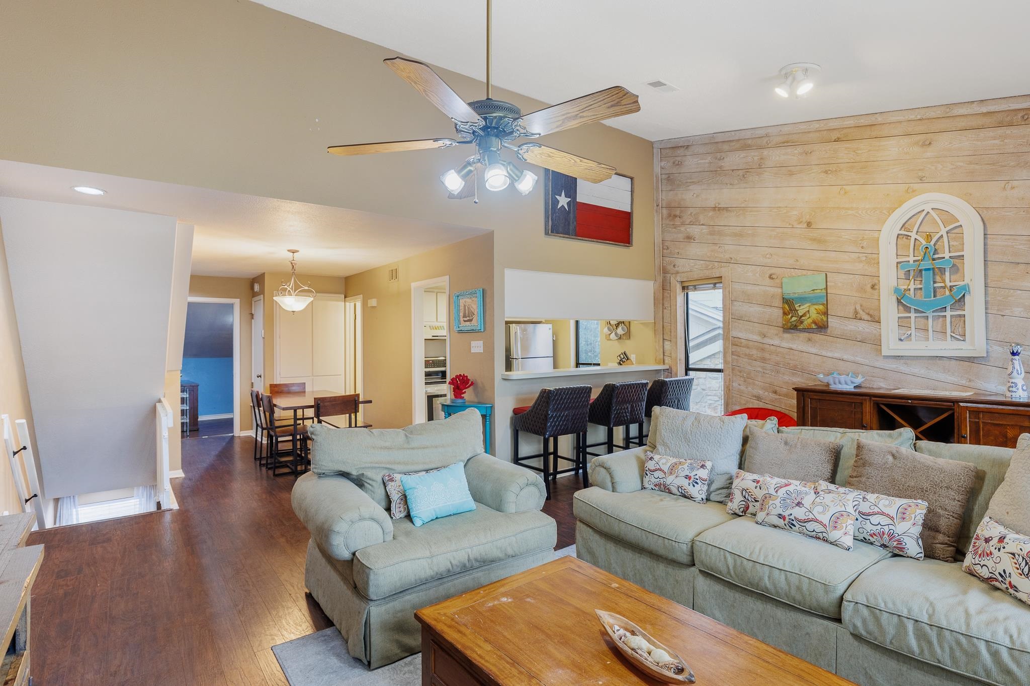 704 #F Horseshoe Bay Boulevard
