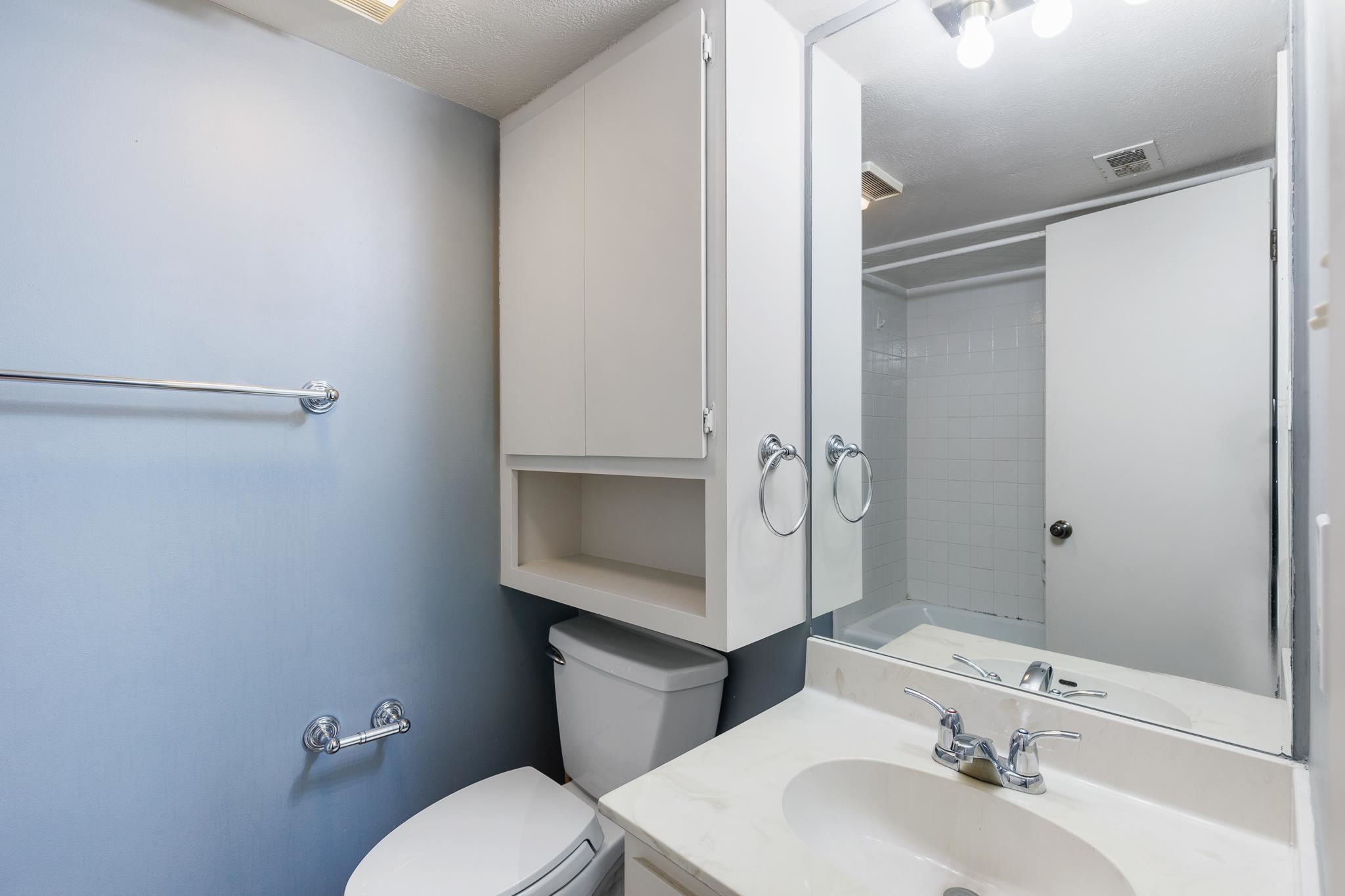 704 #F Horseshoe Bay Boulevard