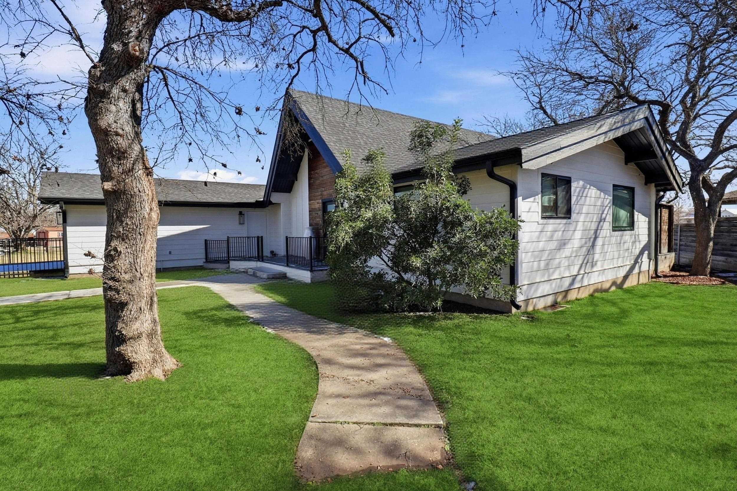 508 Sherwood Forest Drive