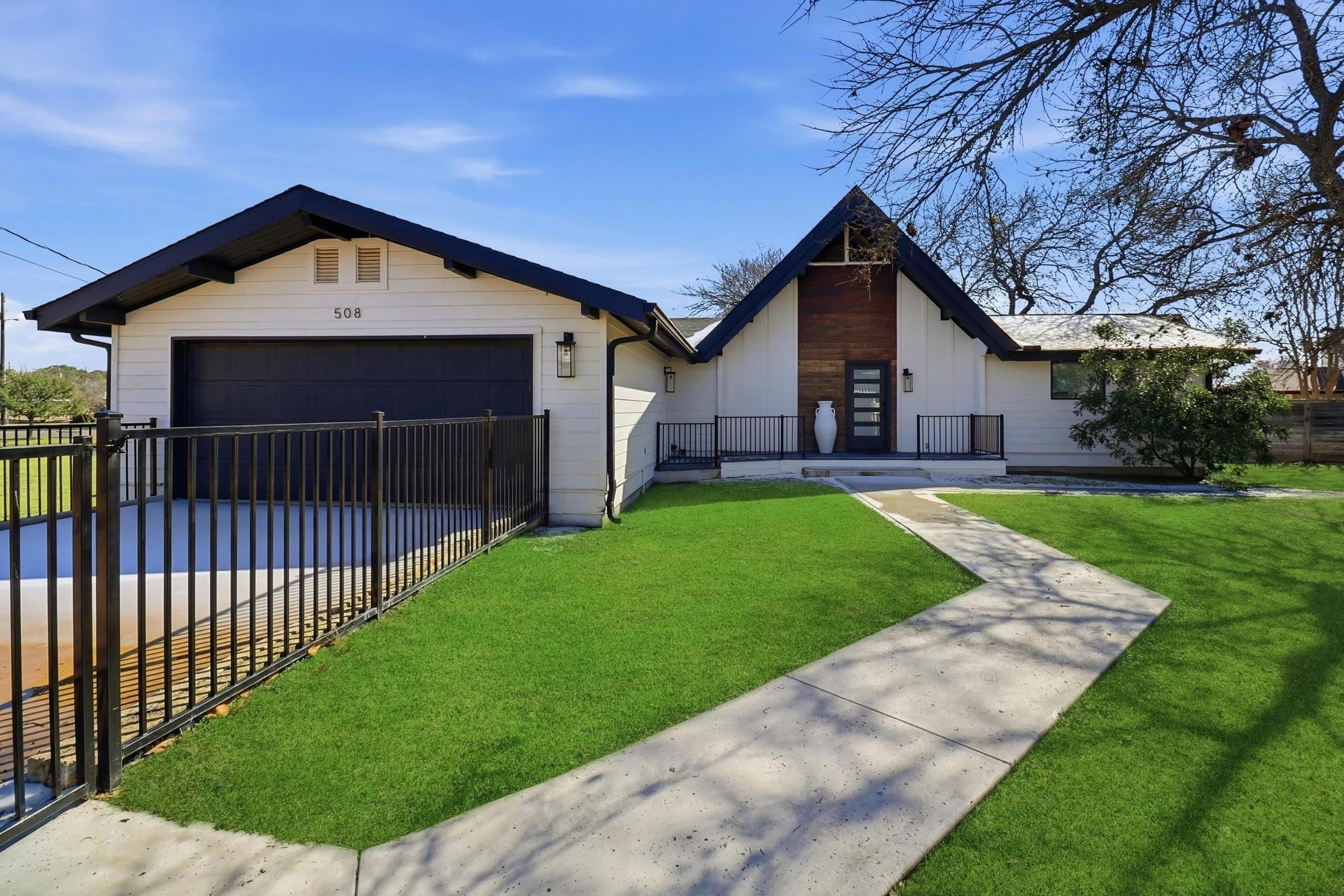 508 Sherwood Forest Drive