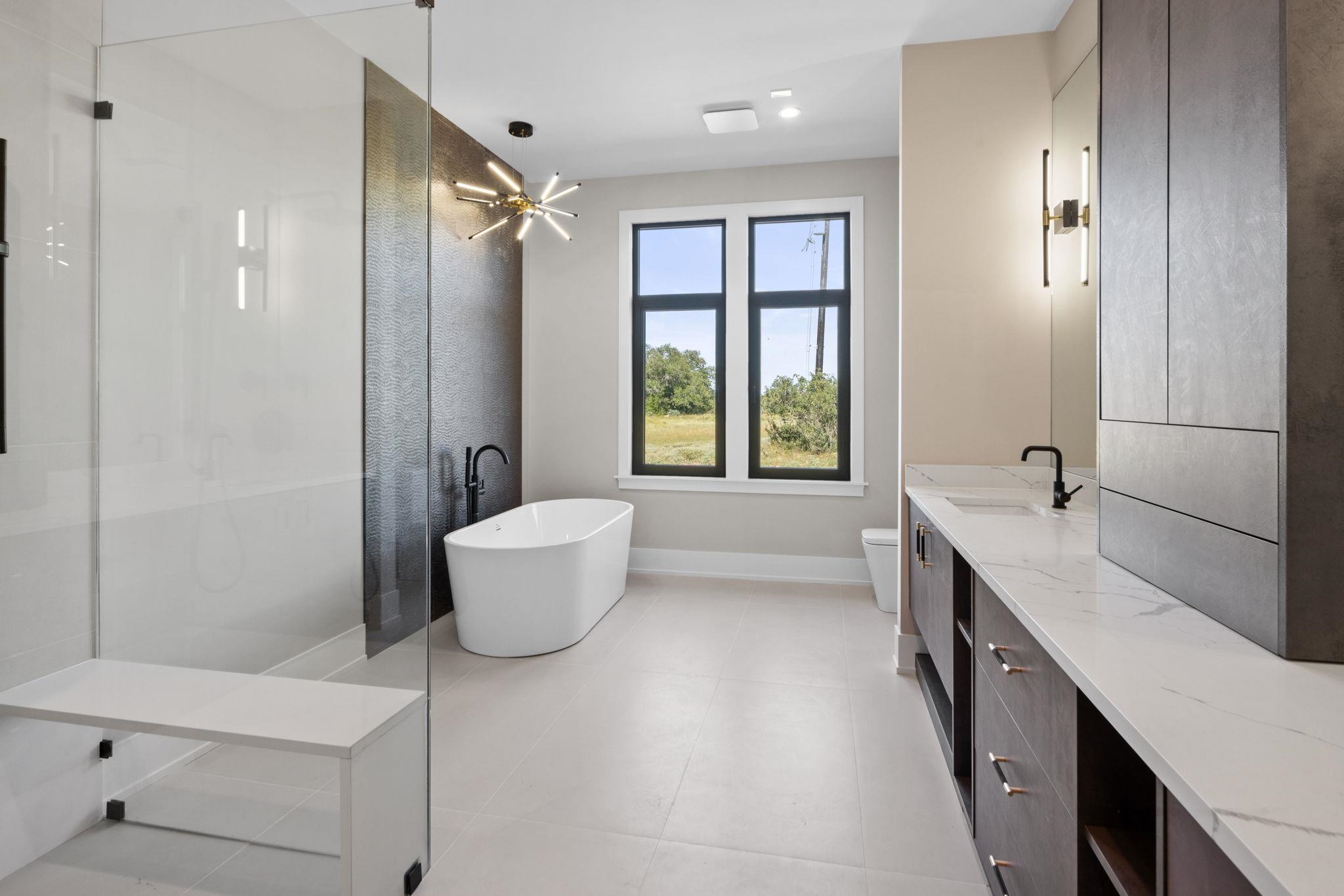 583 Comanche Ridge