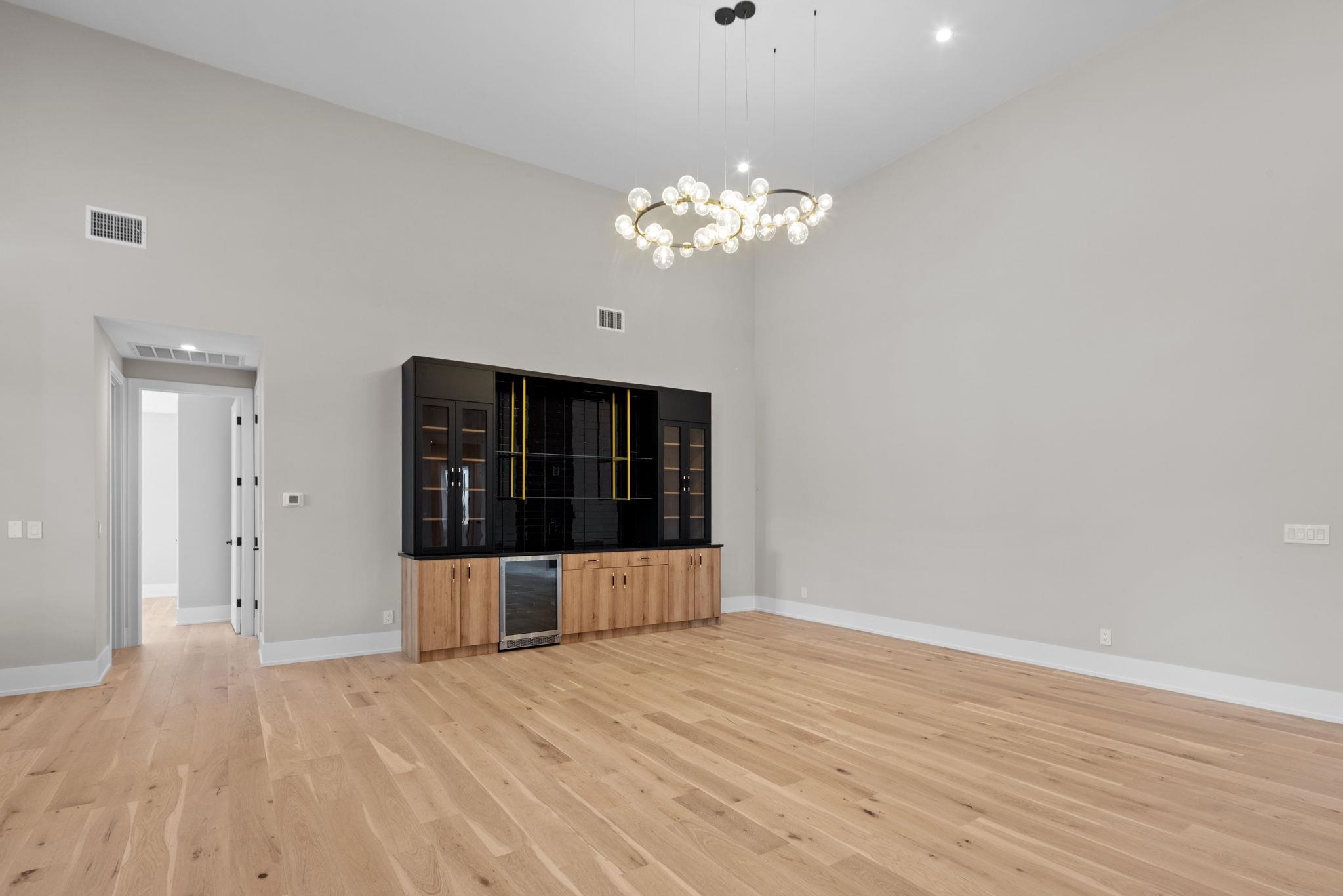 583 Comanche Ridge