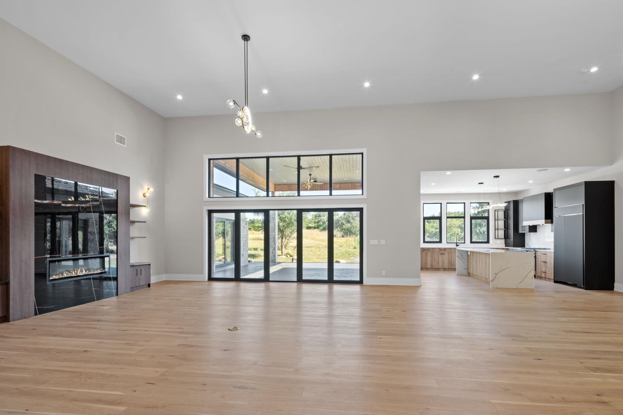 583 Comanche Ridge