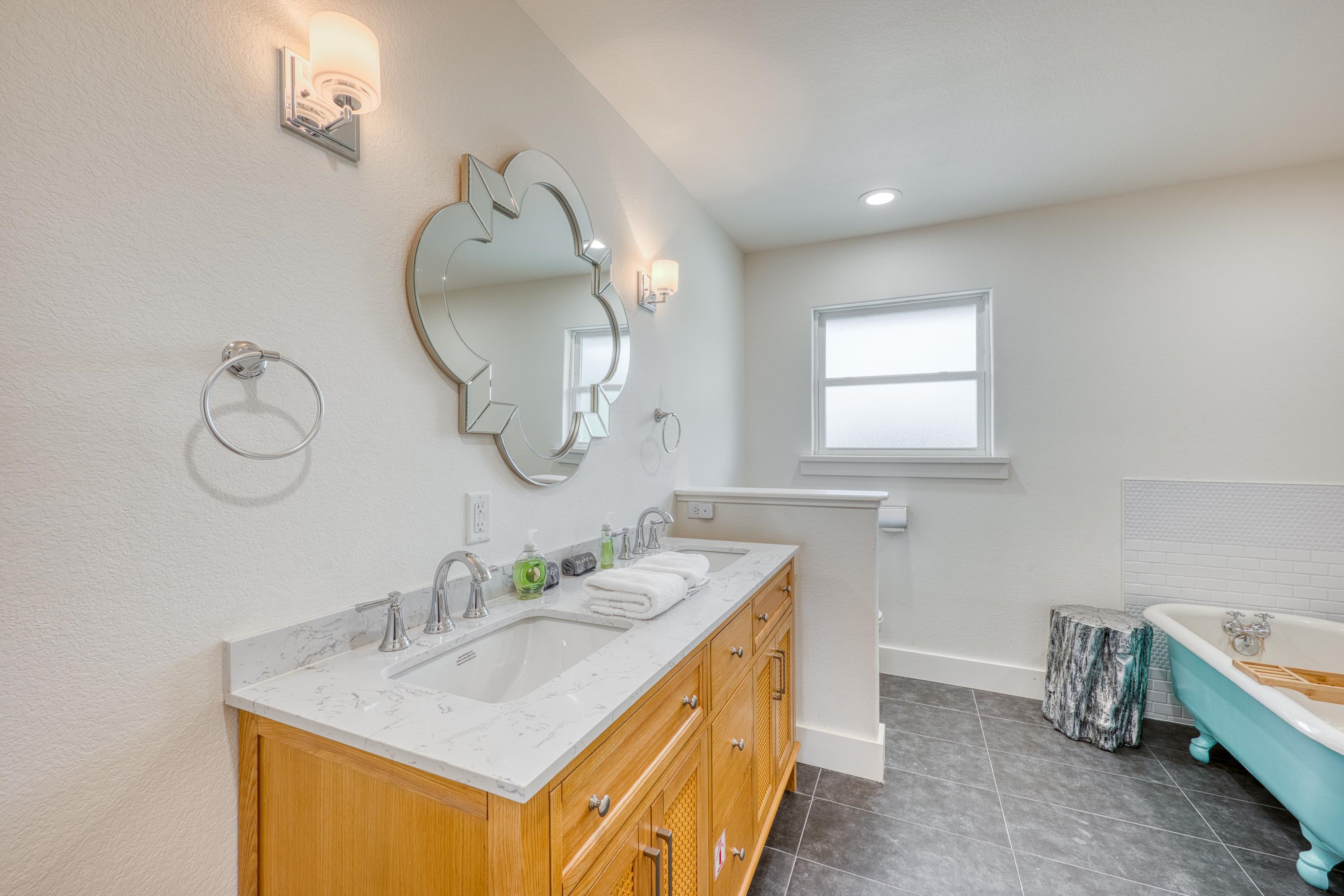 1002 Granite Drive