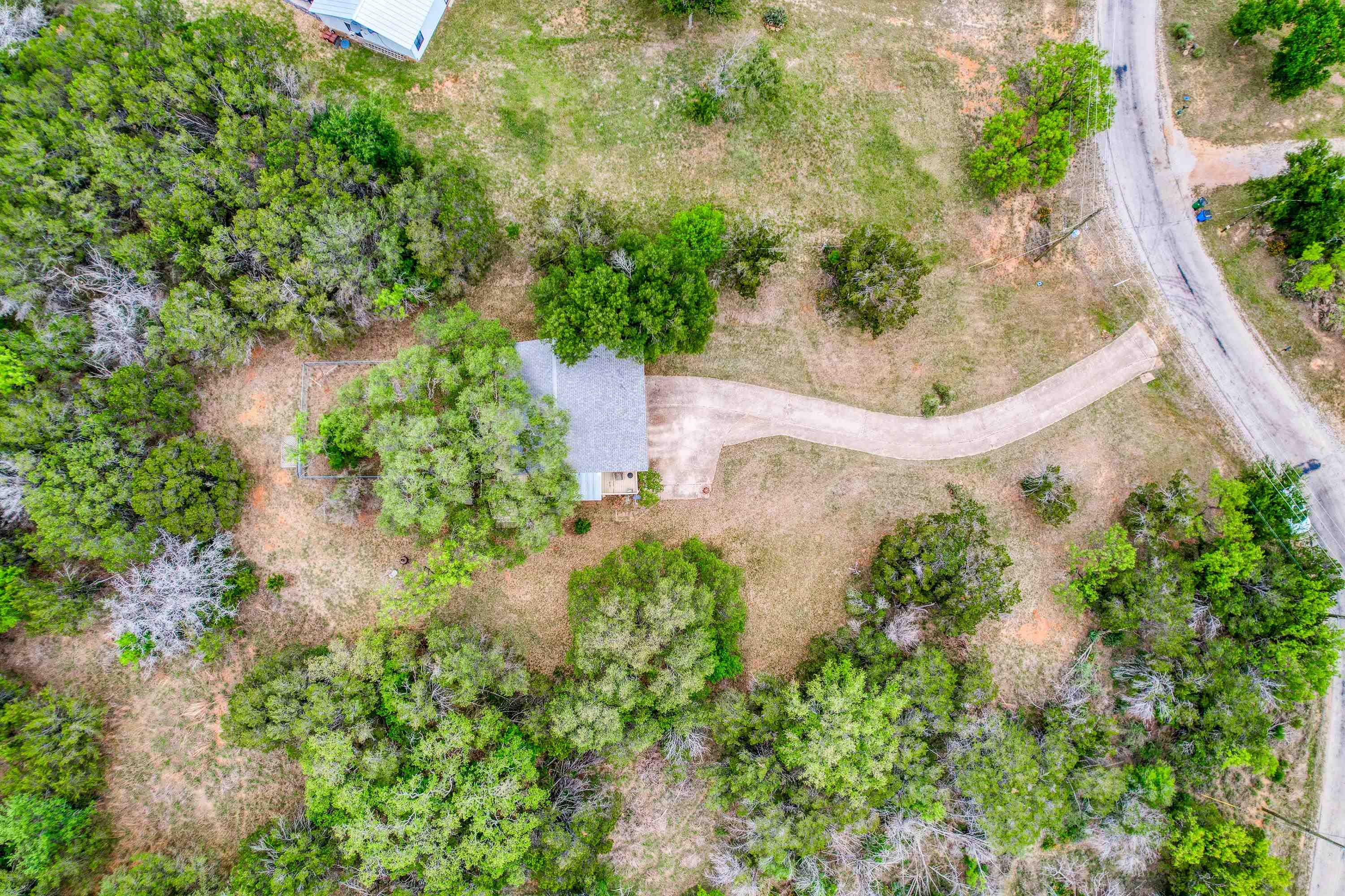 204 W Lakeshore Drive