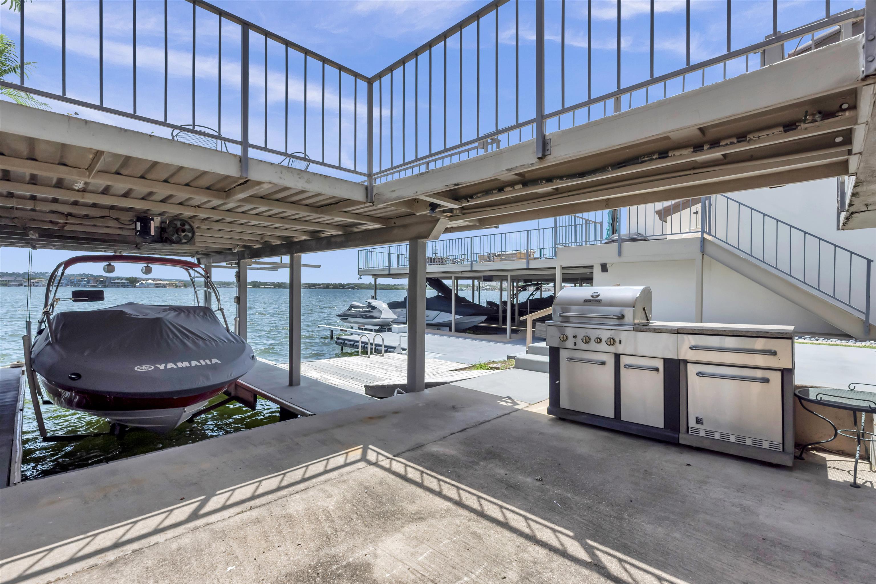 533 Lighthouse Drive