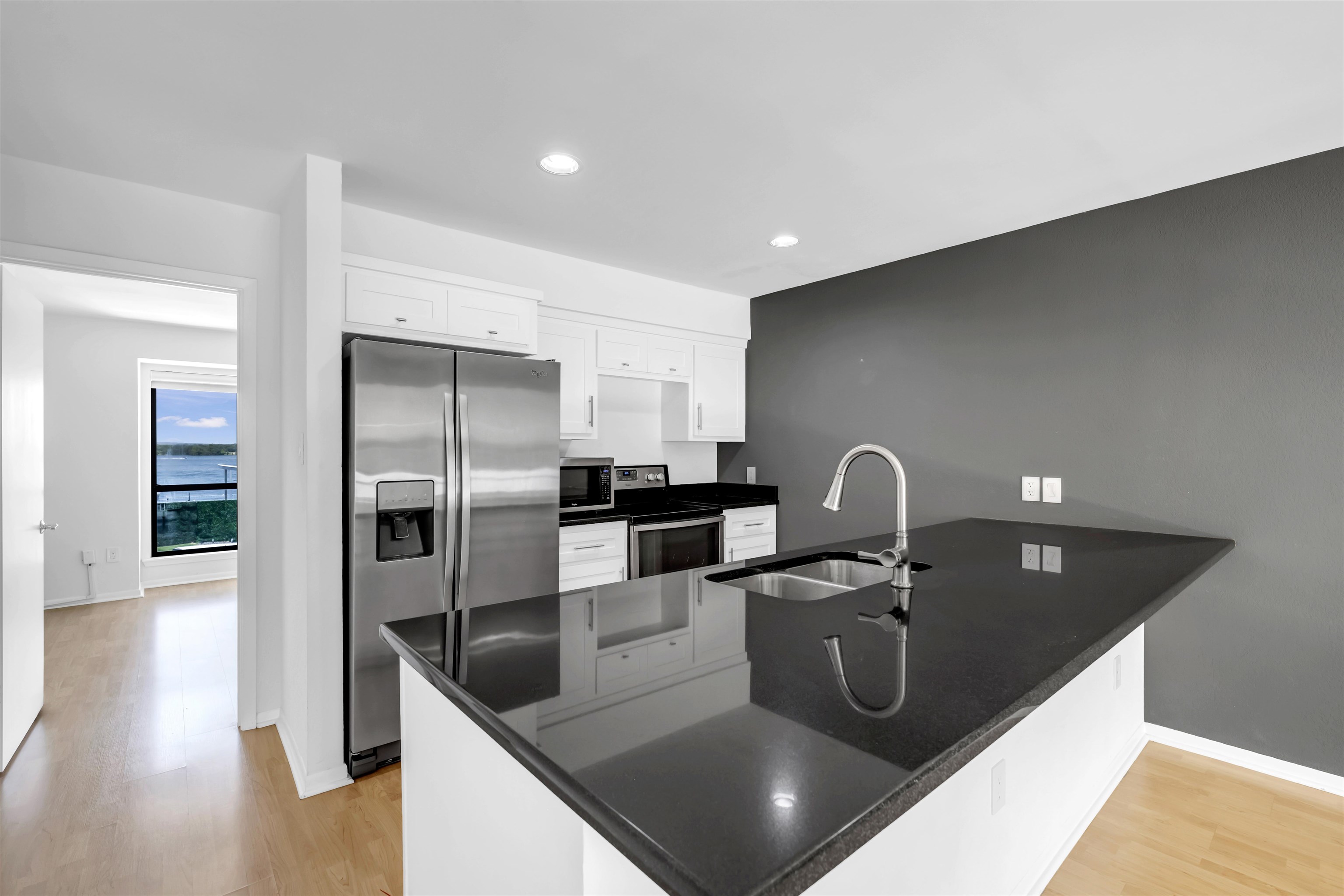 533 Lighthouse Drive