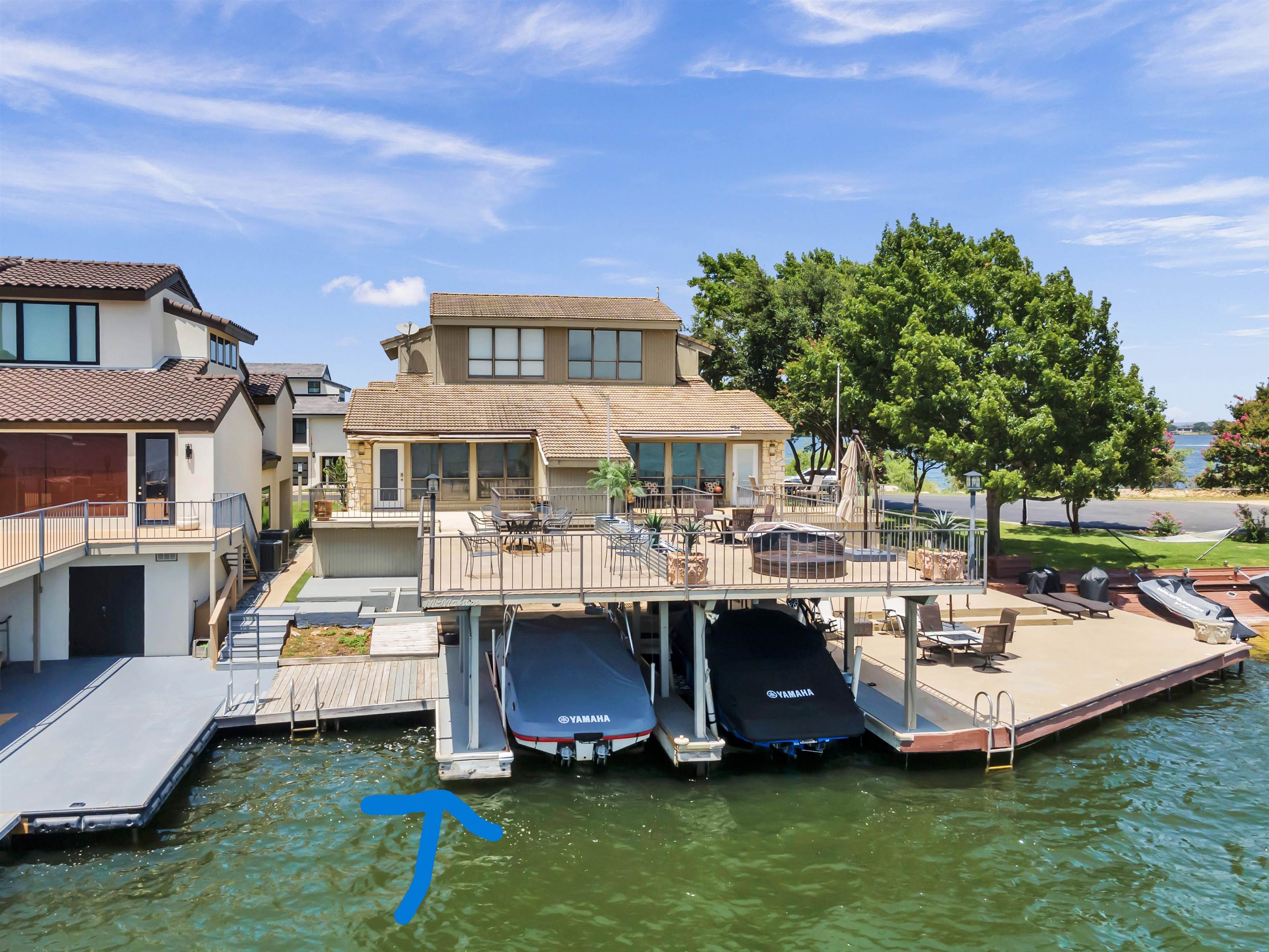 533 Lighthouse Drive