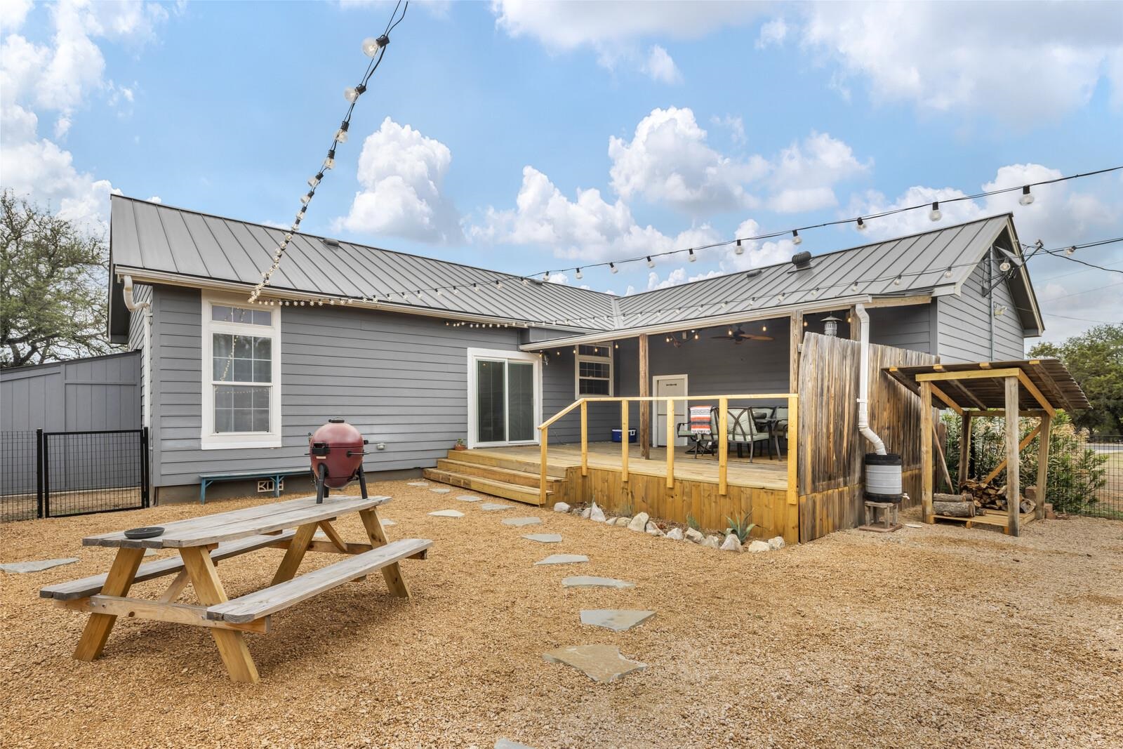 1302 White Tail Road
