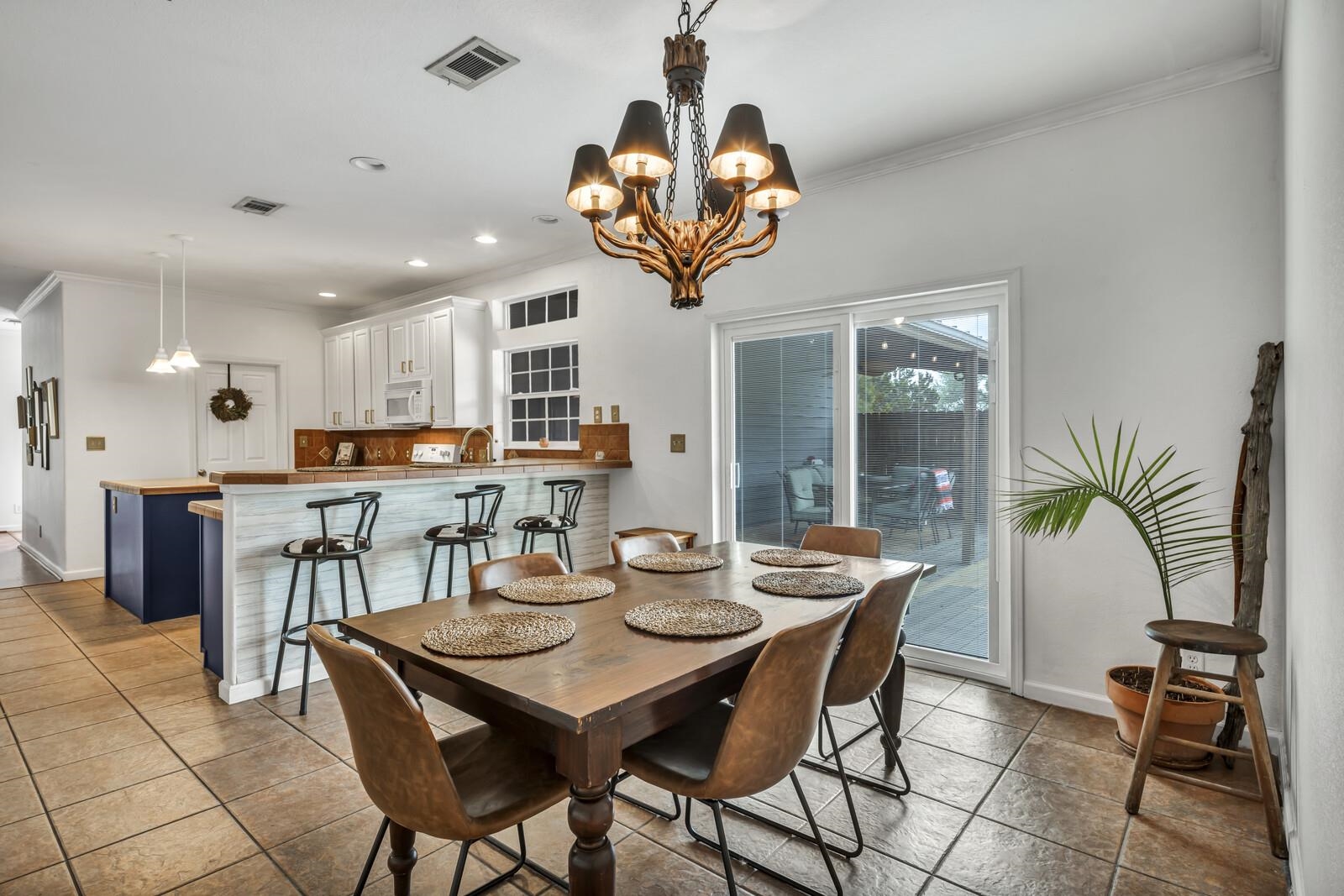 1302 White Tail Road