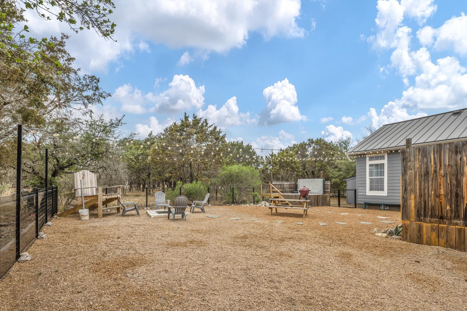 1302 White Tail Road