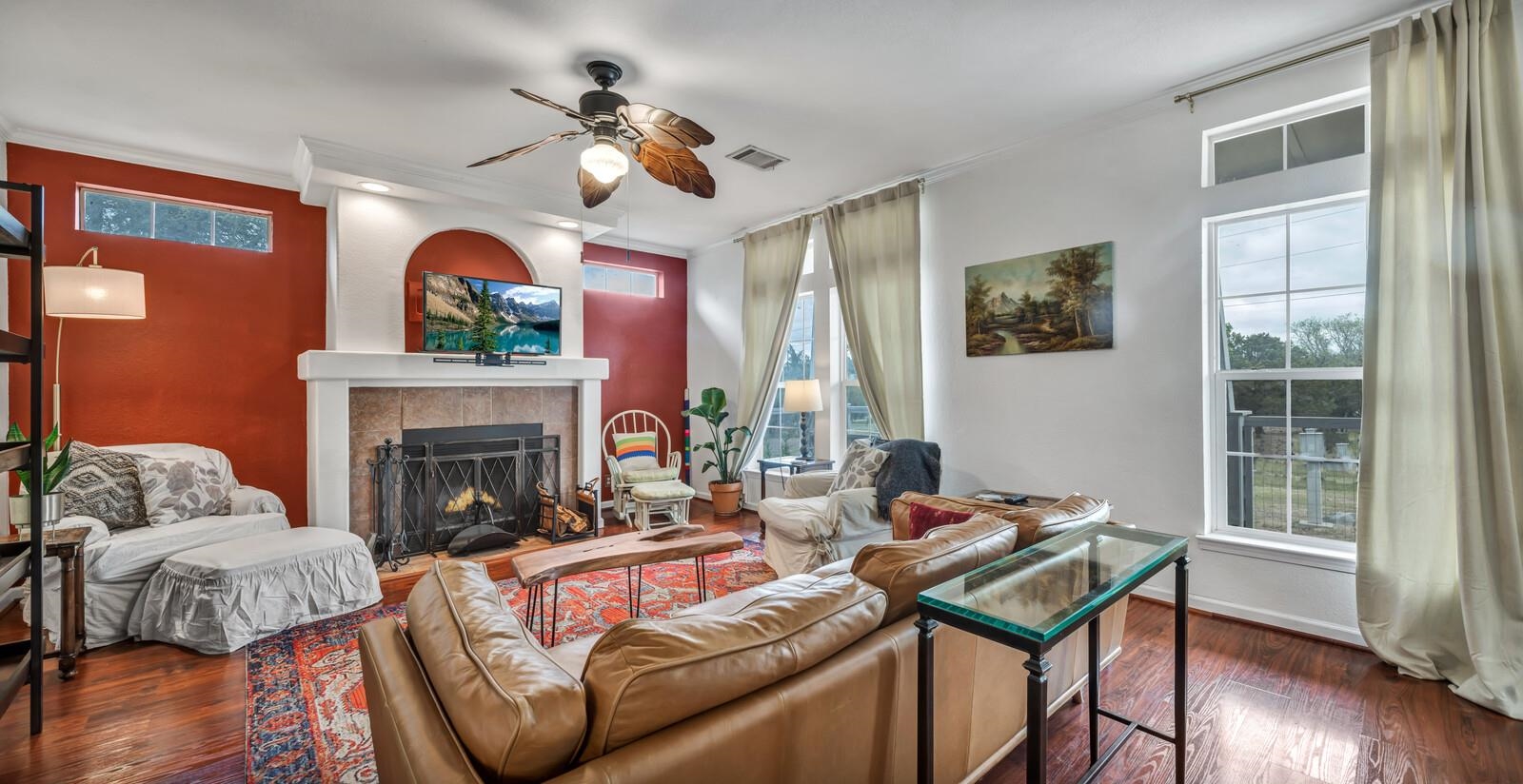 1302 White Tail Road