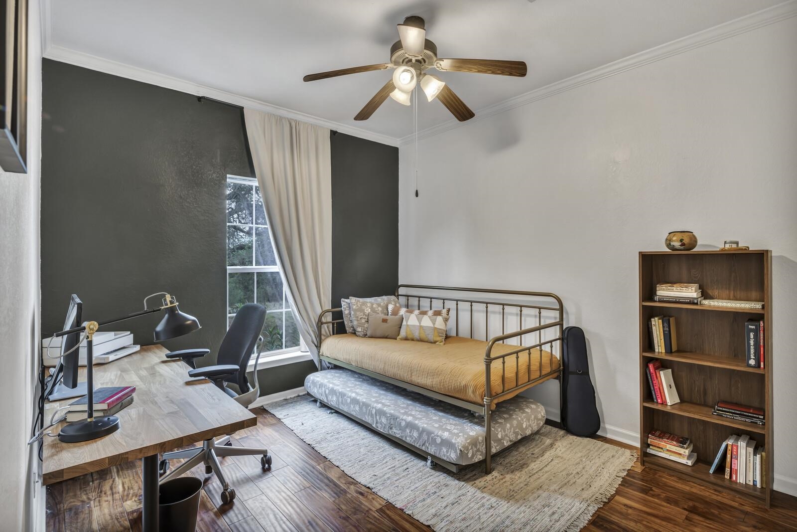 1302 White Tail Road