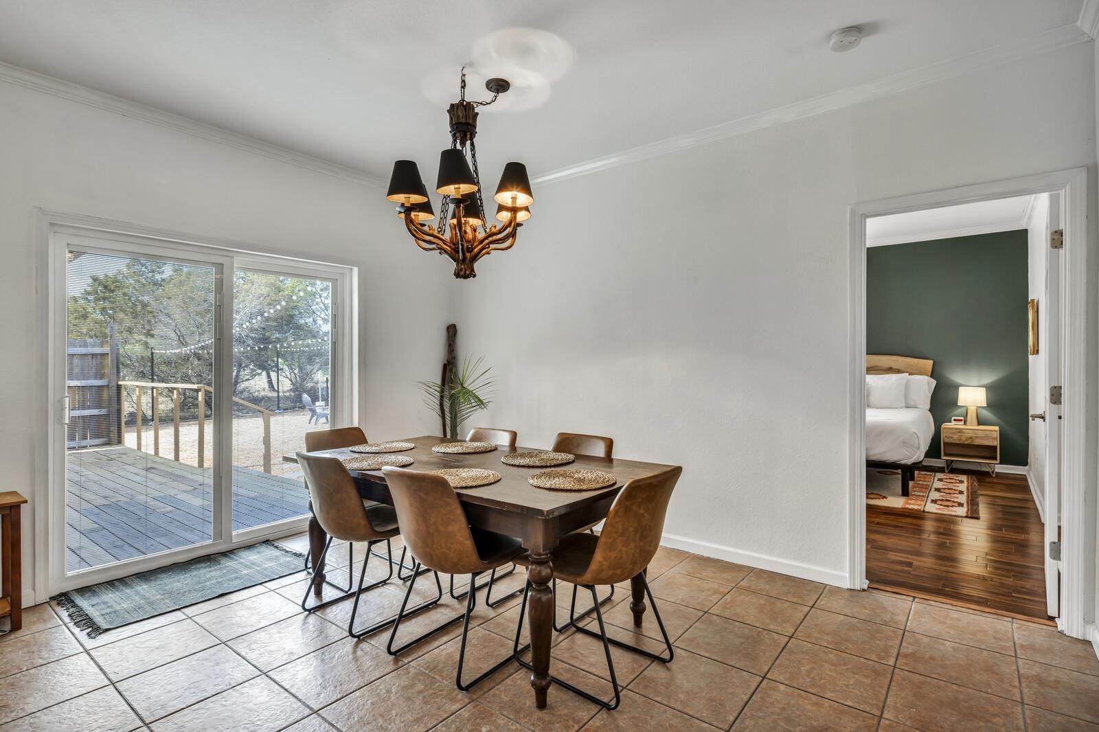 1302 White Tail Road