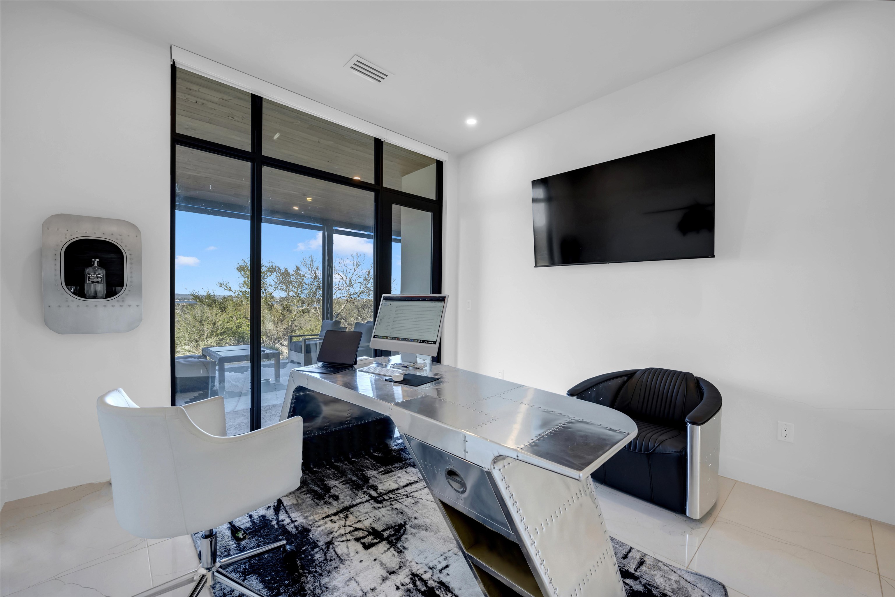 207 Kites Court