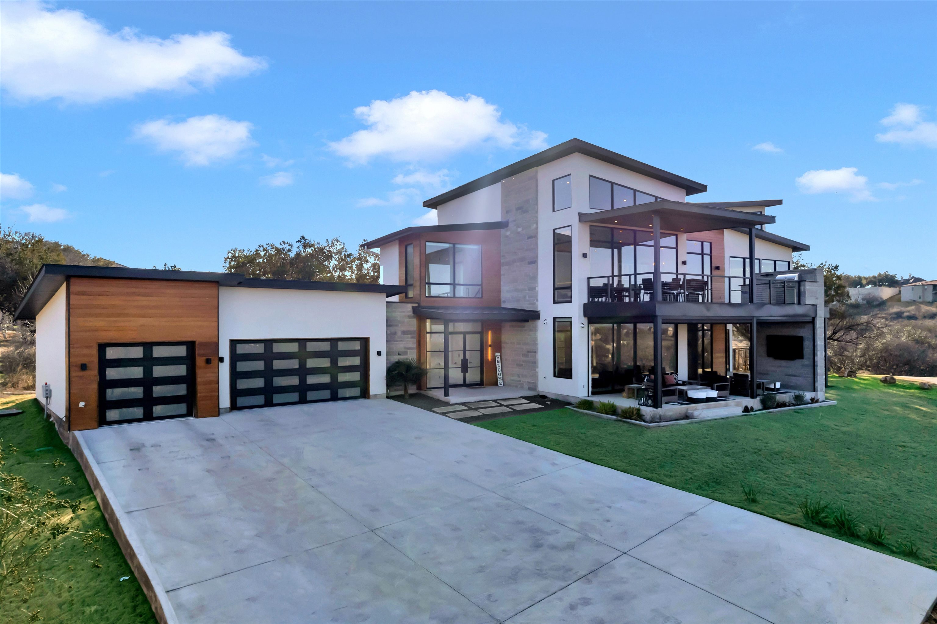 207 Kites Court