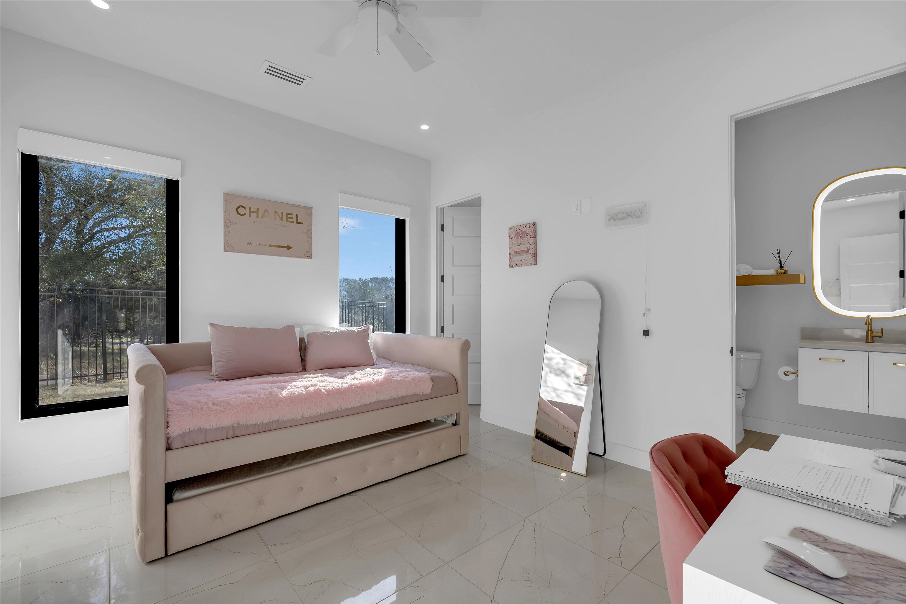 207 Kites Court