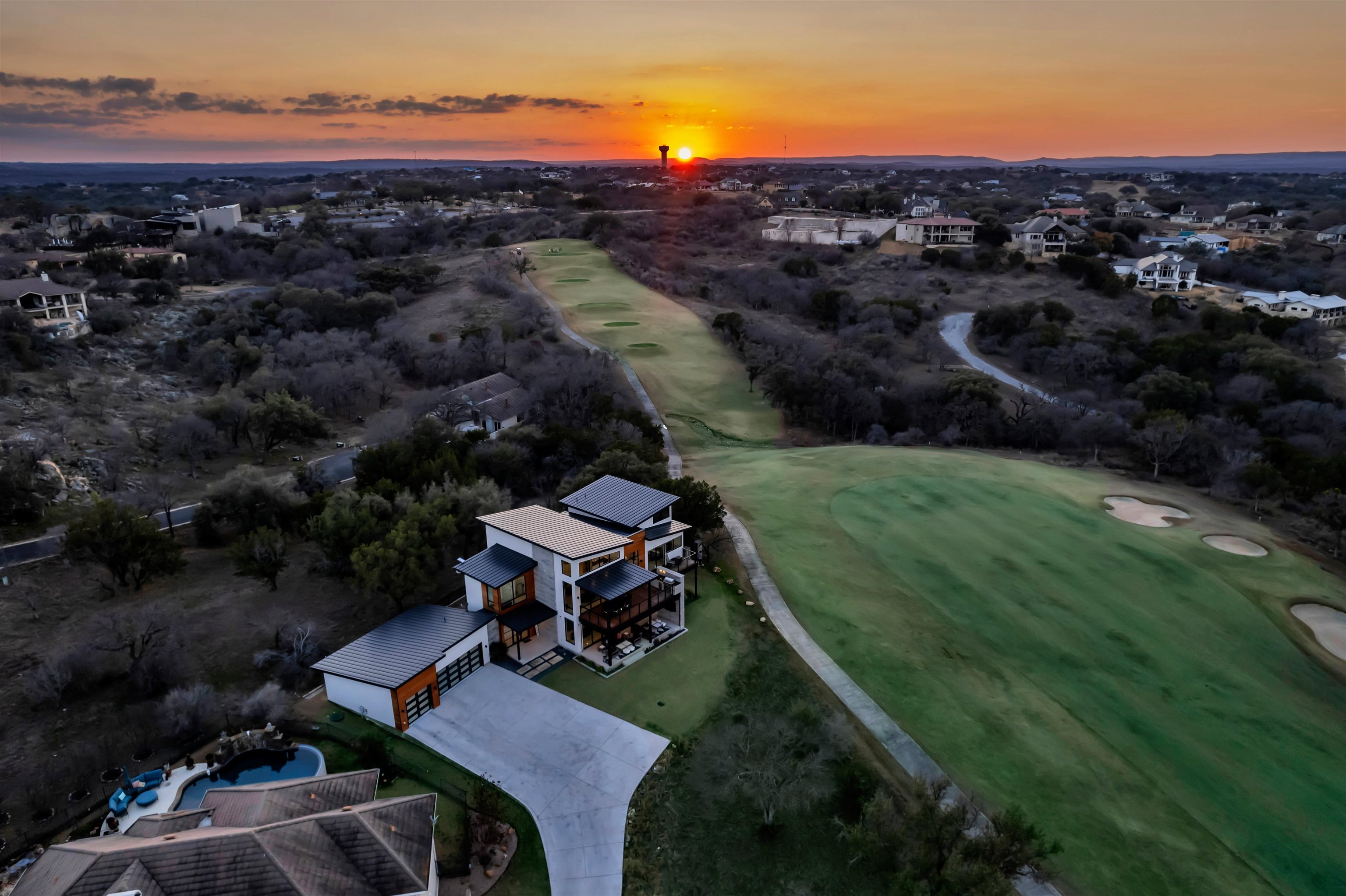 207 Kites Court