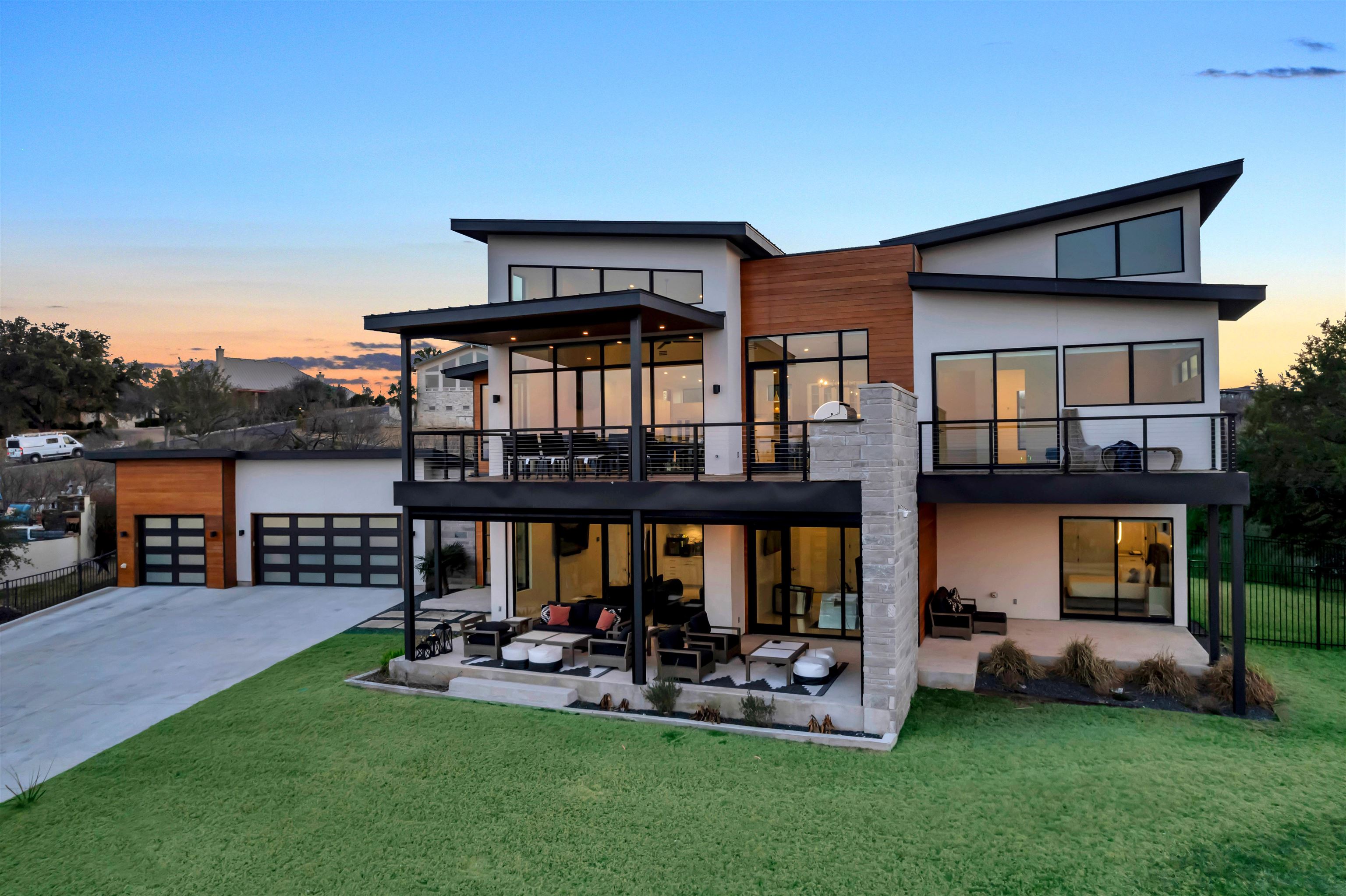 207 Kites Court