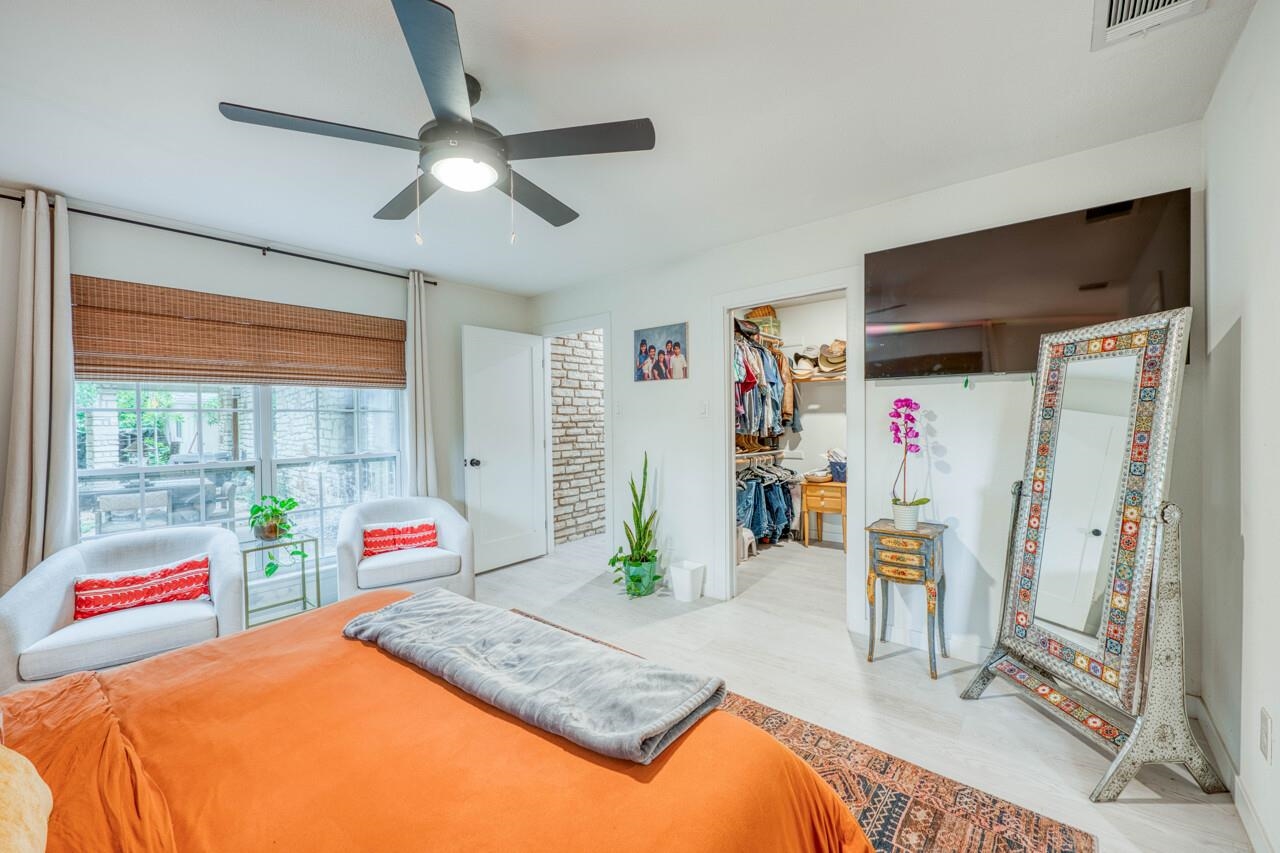301 6th Street