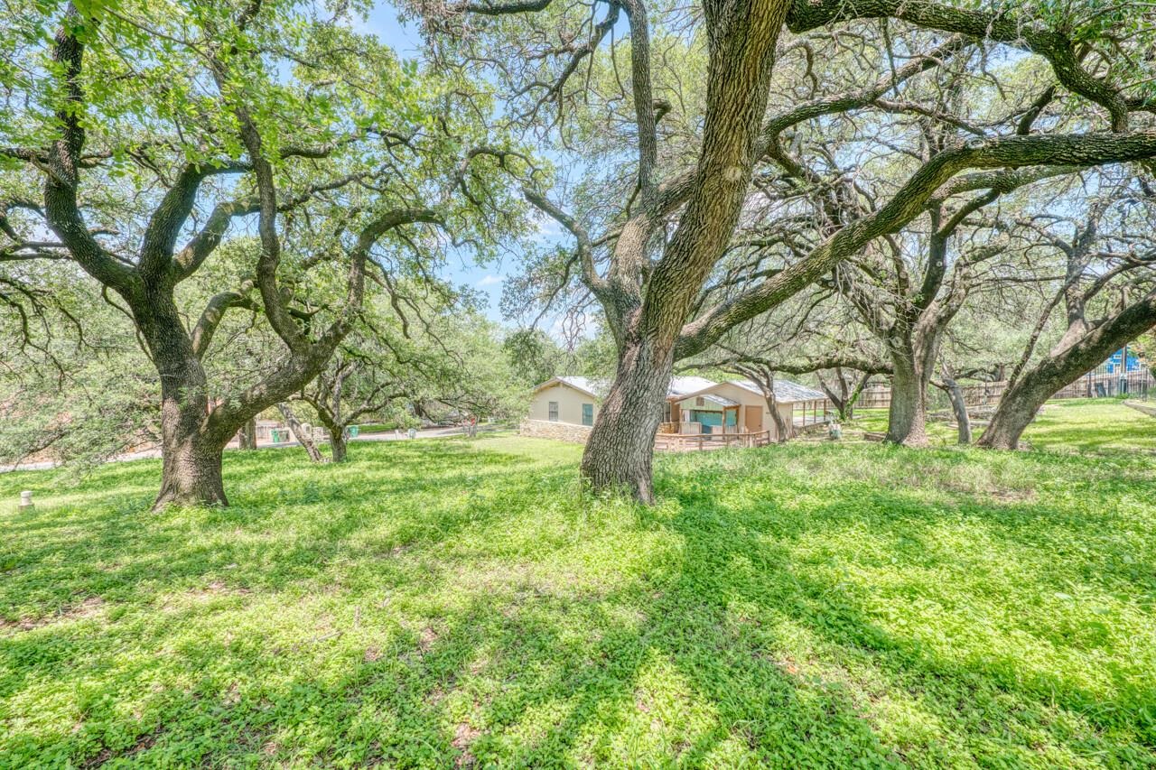 120 Hidden Oaks Drive